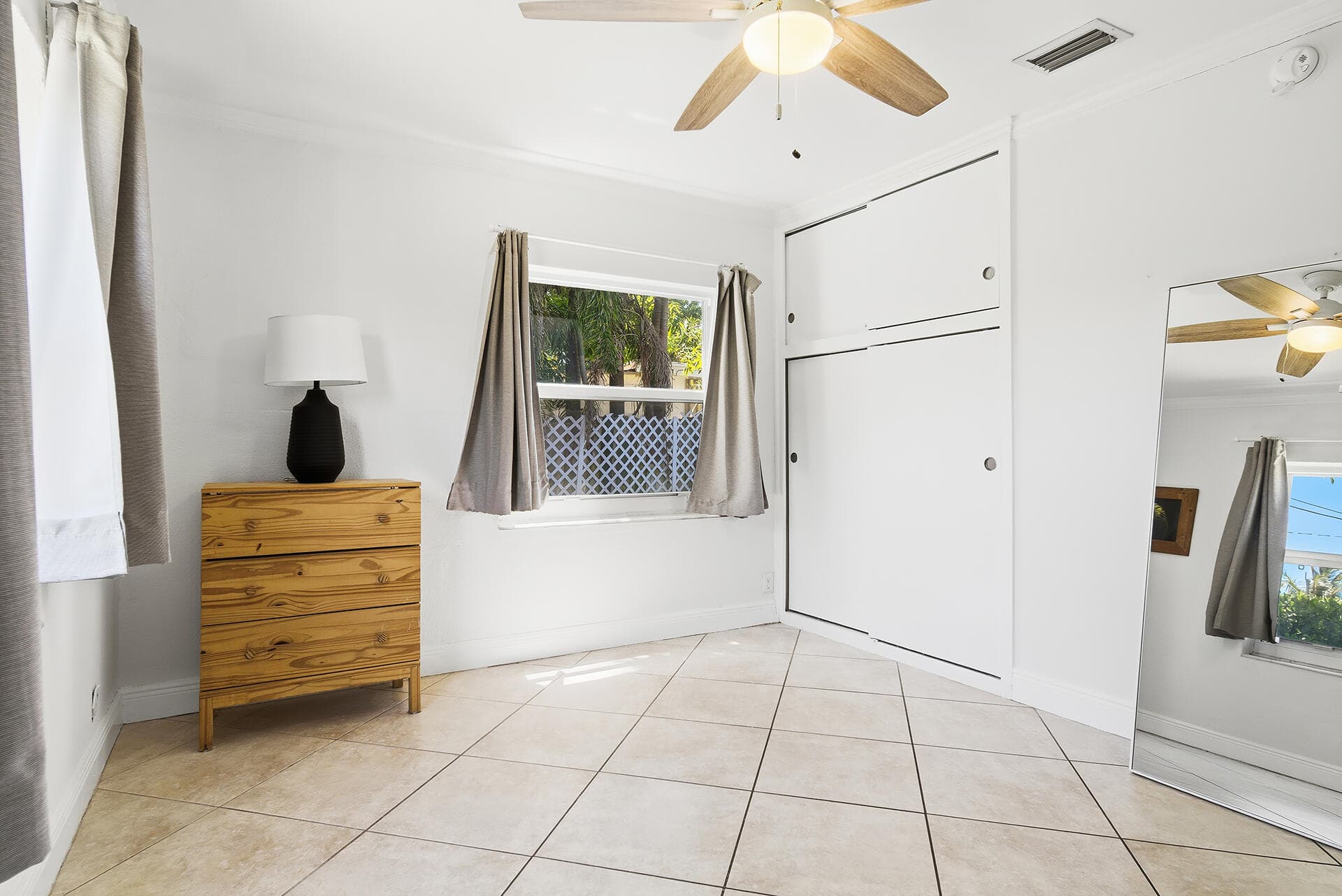 604 Piedmont Road, West Palm Beach, FL 33405 — photo 21 of 36