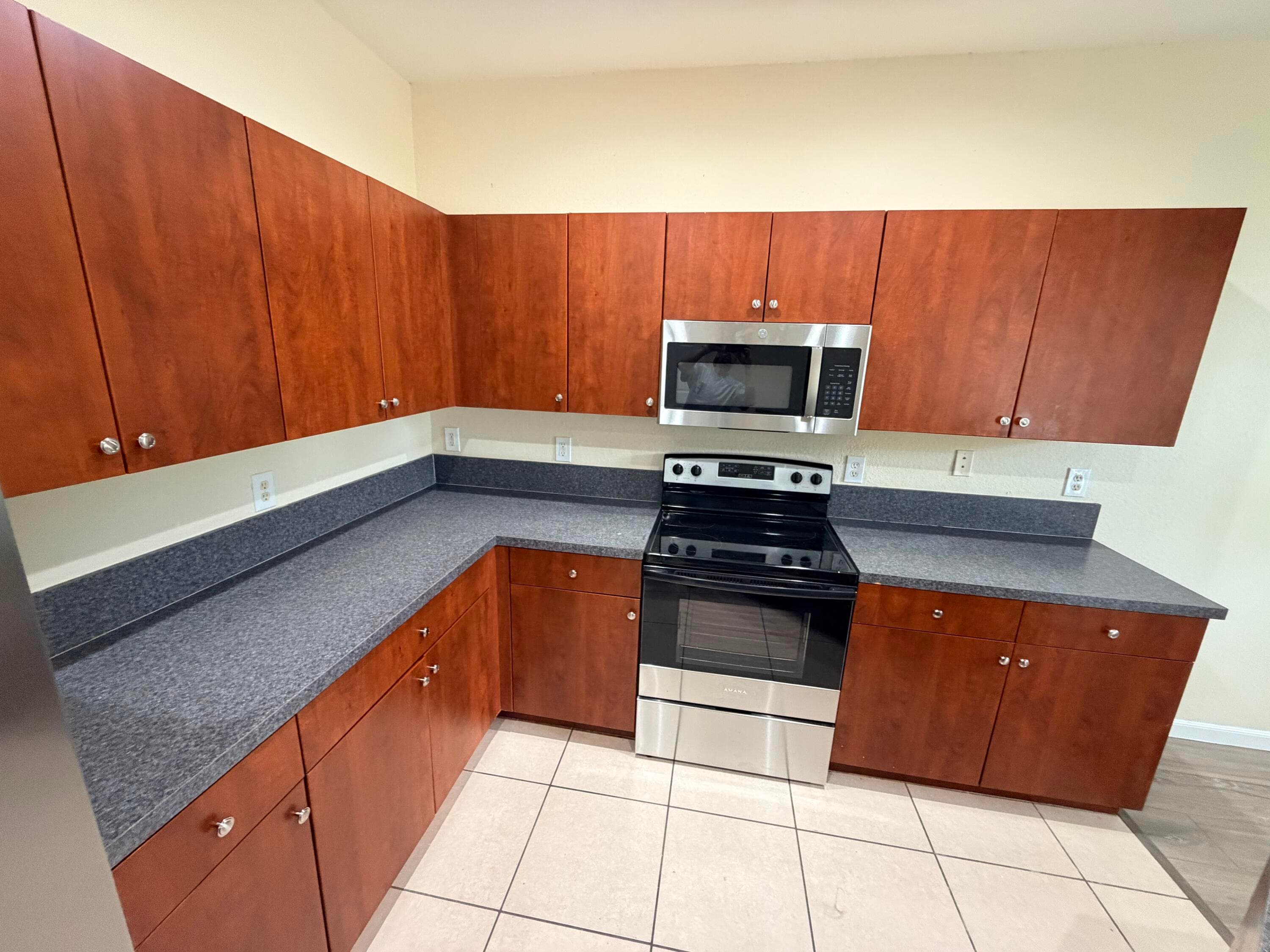 969 Tortuga Lane, Riviera Beach, FL 33404 — photo 7 of 21