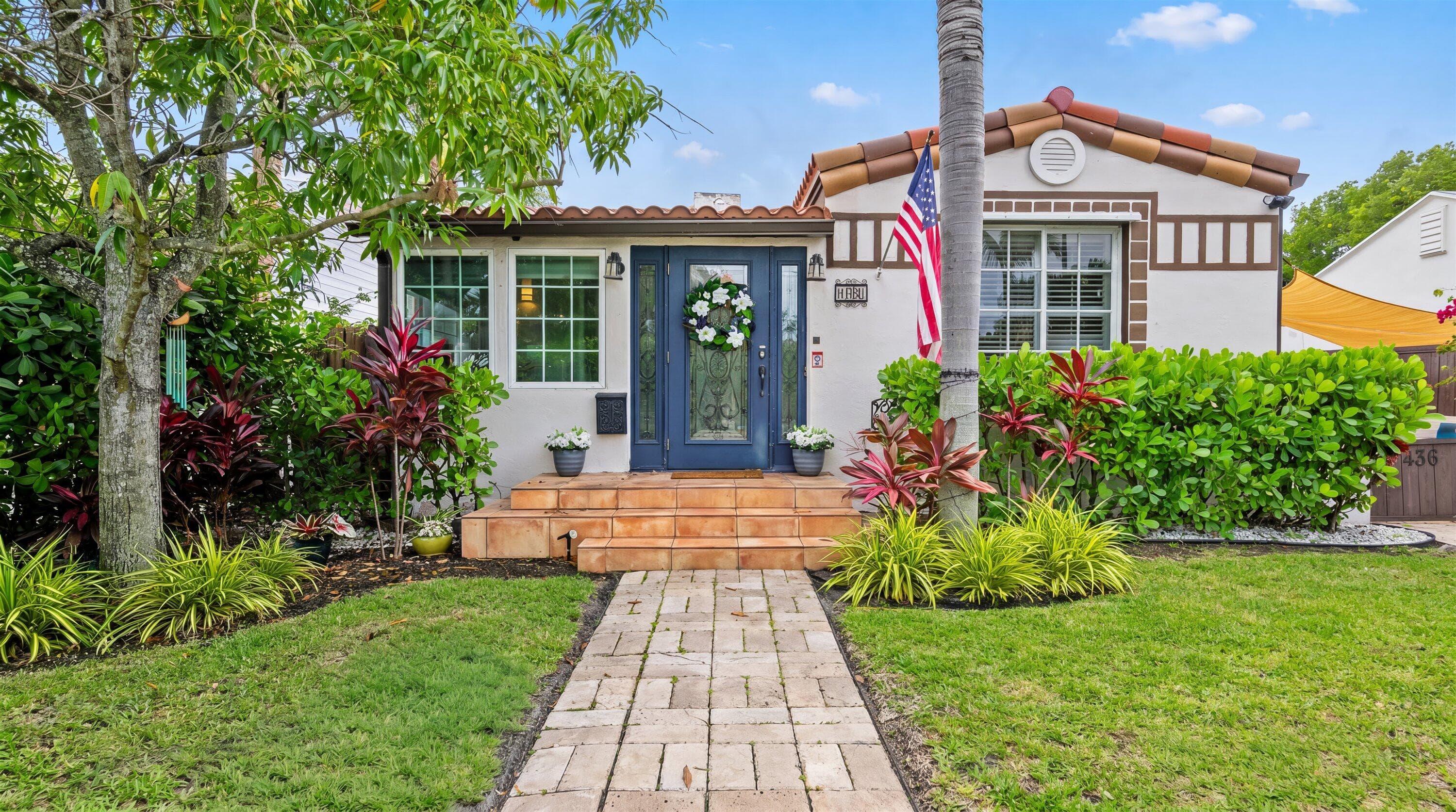 436 38th Street N, West Palm Beach, FL 33407 — photo 5 of 51