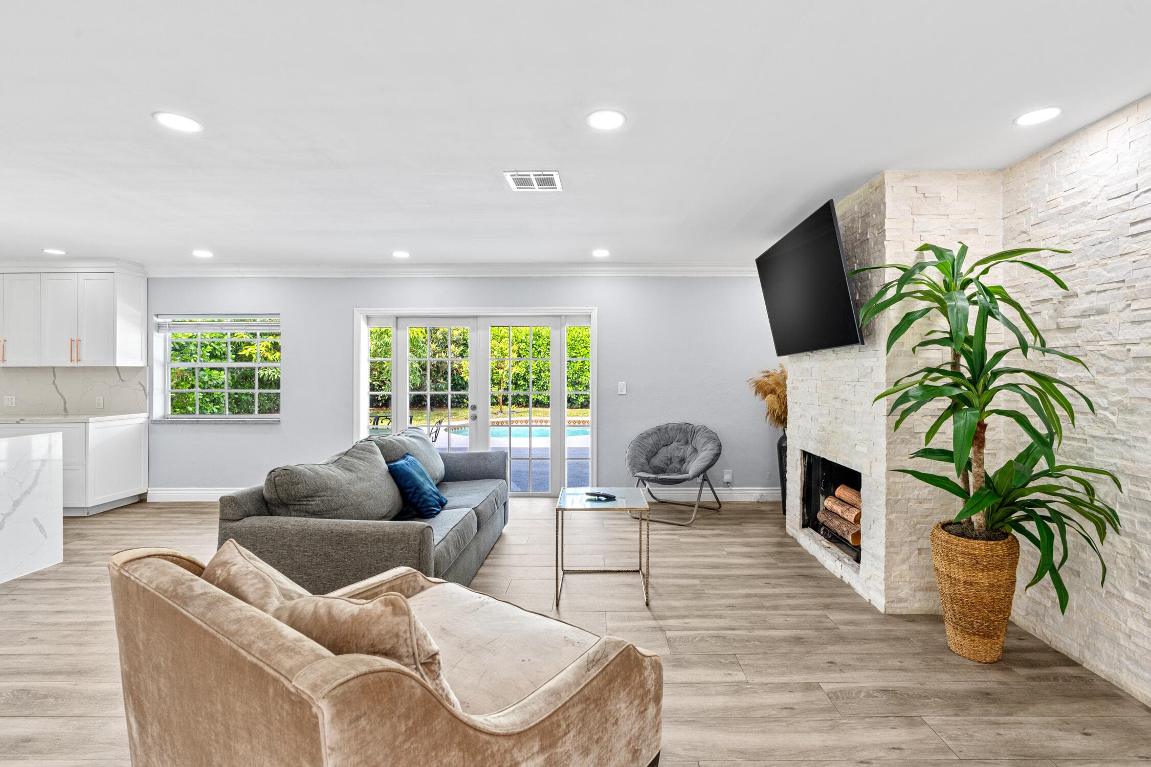 10098 Ramblewood Drive, Coral Springs, FL 33071 — photo 8 of 31