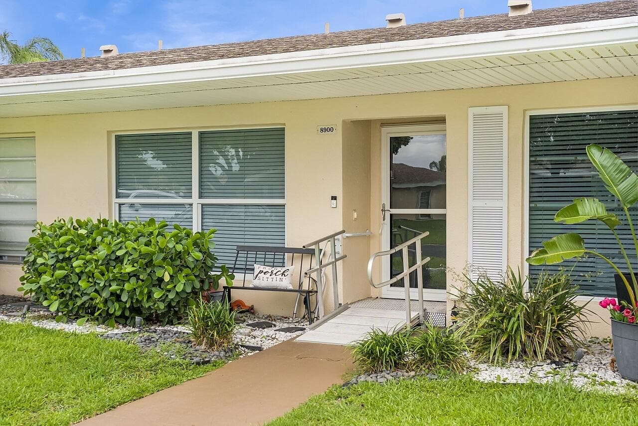 8900 Warwick Drive, Boca Raton, FL 33433 — photo 47 of 47