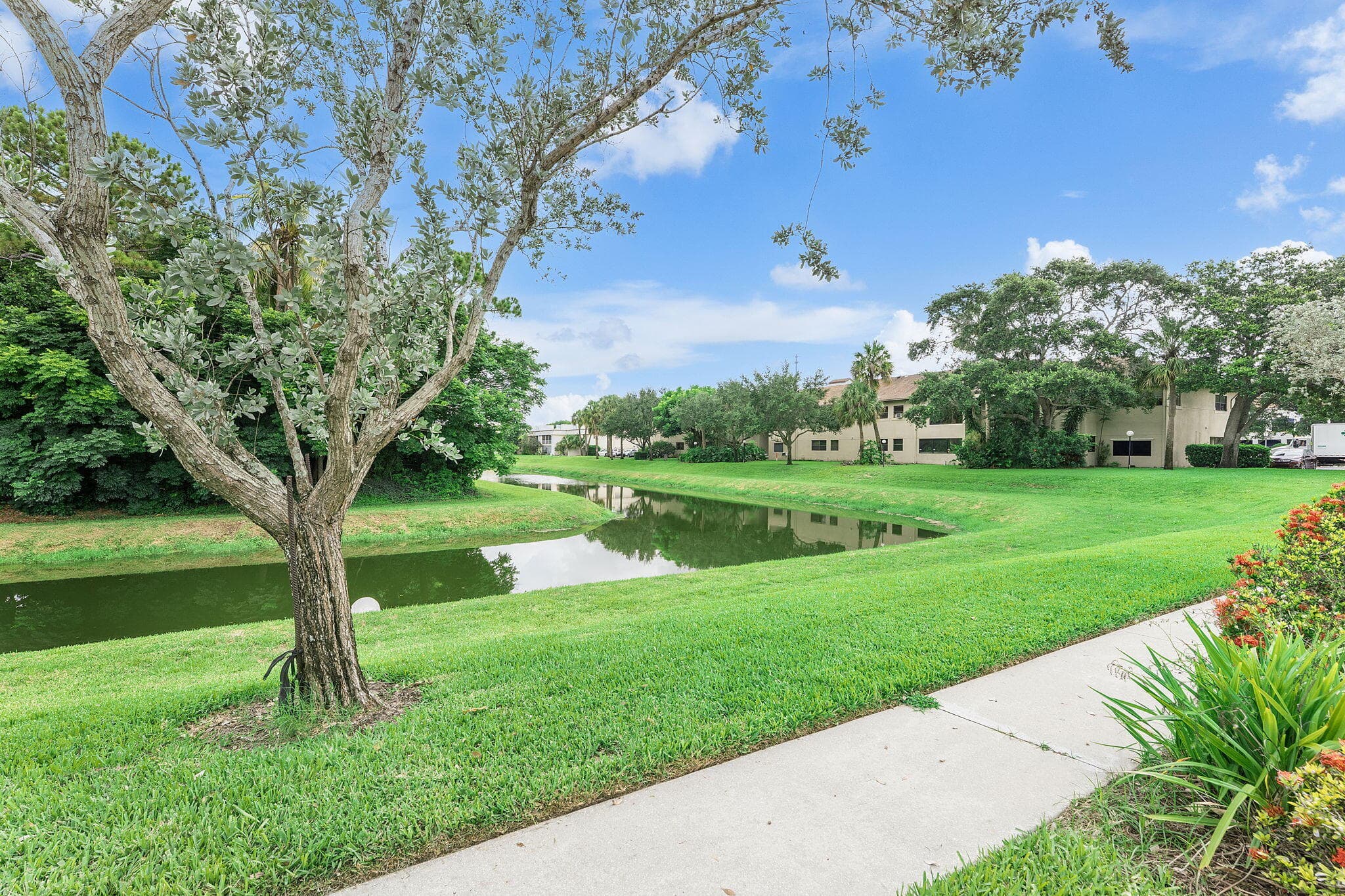 2704 Vision Drive, Palm Beach Gardens, FL 33418 — photo 33 of 36