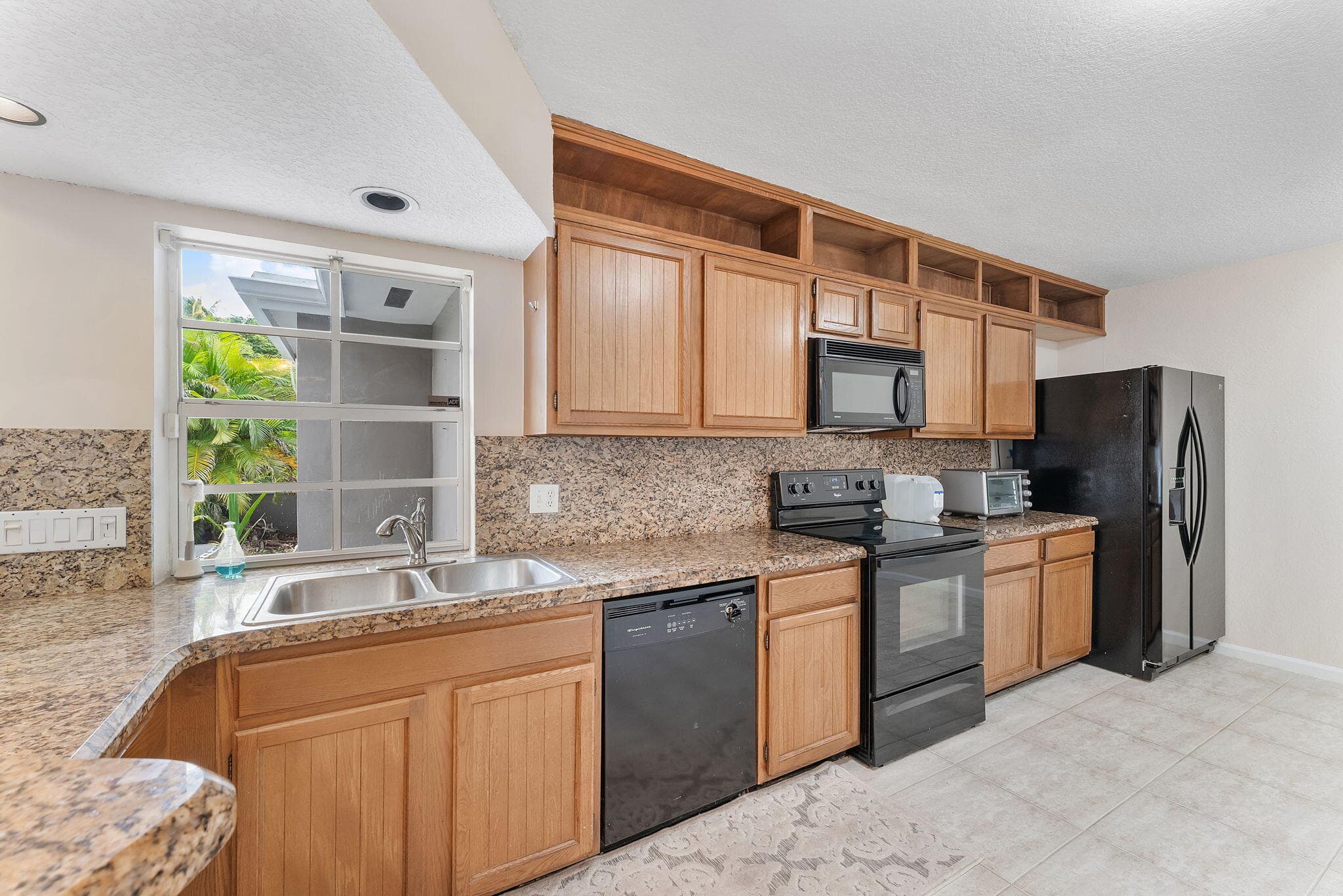 2704 Vision Drive, Palm Beach Gardens, FL 33418 — photo 4 of 36