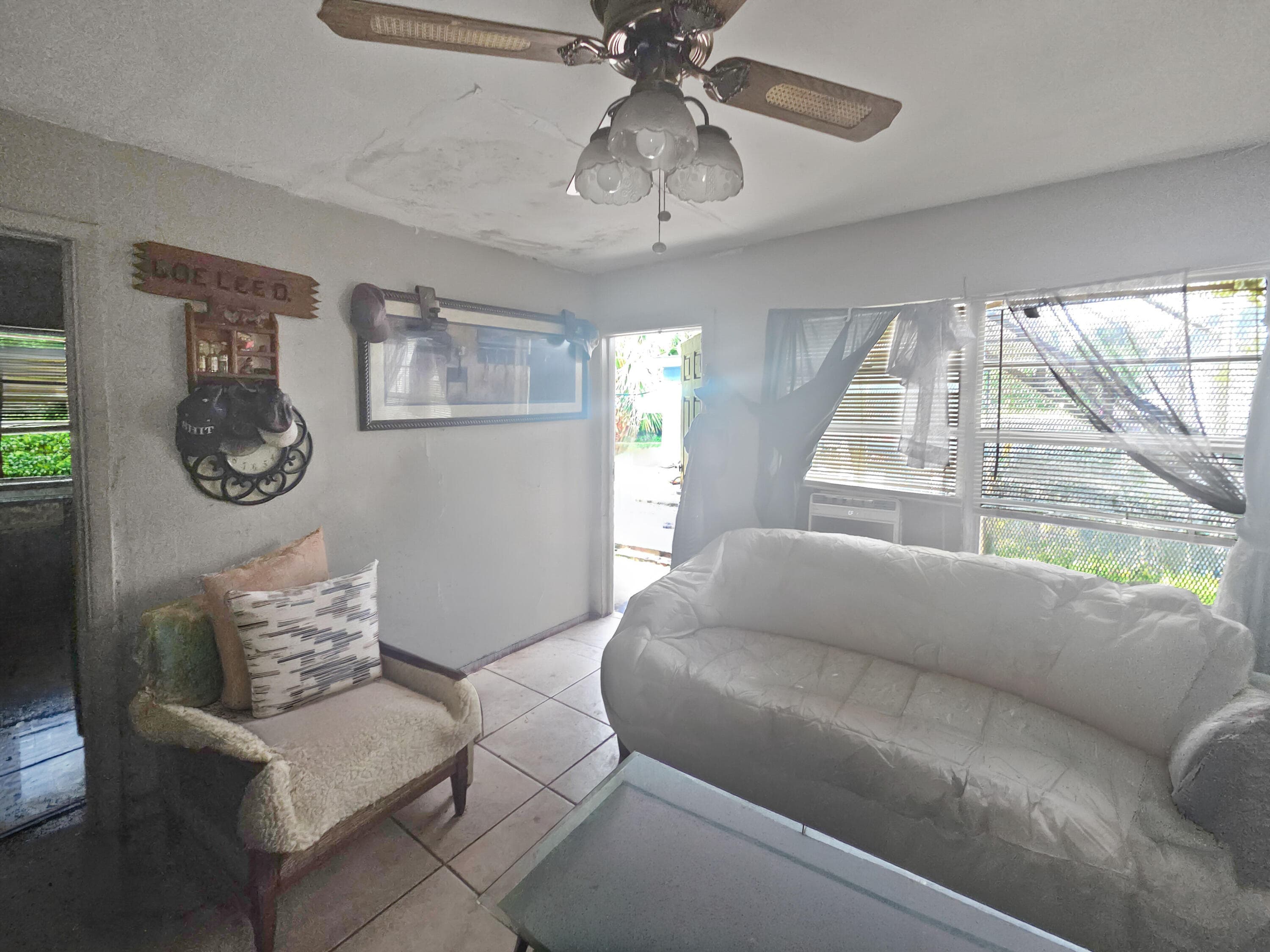 914 N 13th N Street, Fort Pierce, FL 34950 — photo 8 of 22