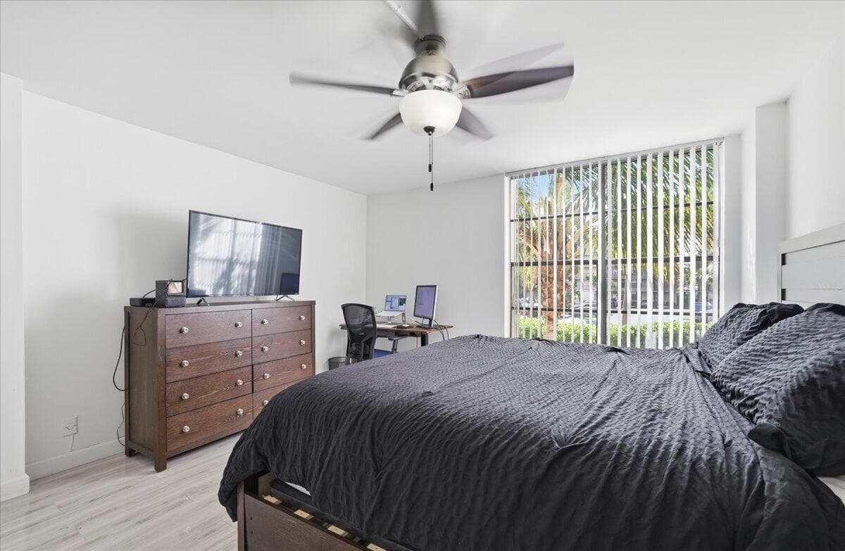 16 Royal Palm Way 205, Boca Raton, FL 33432 — photo 17 of 49