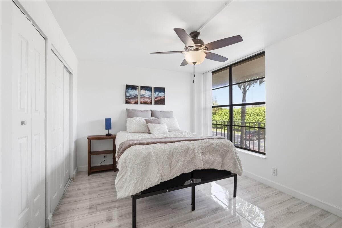 16 Royal Palm Way 205, Boca Raton, FL 33432 — photo 21 of 49