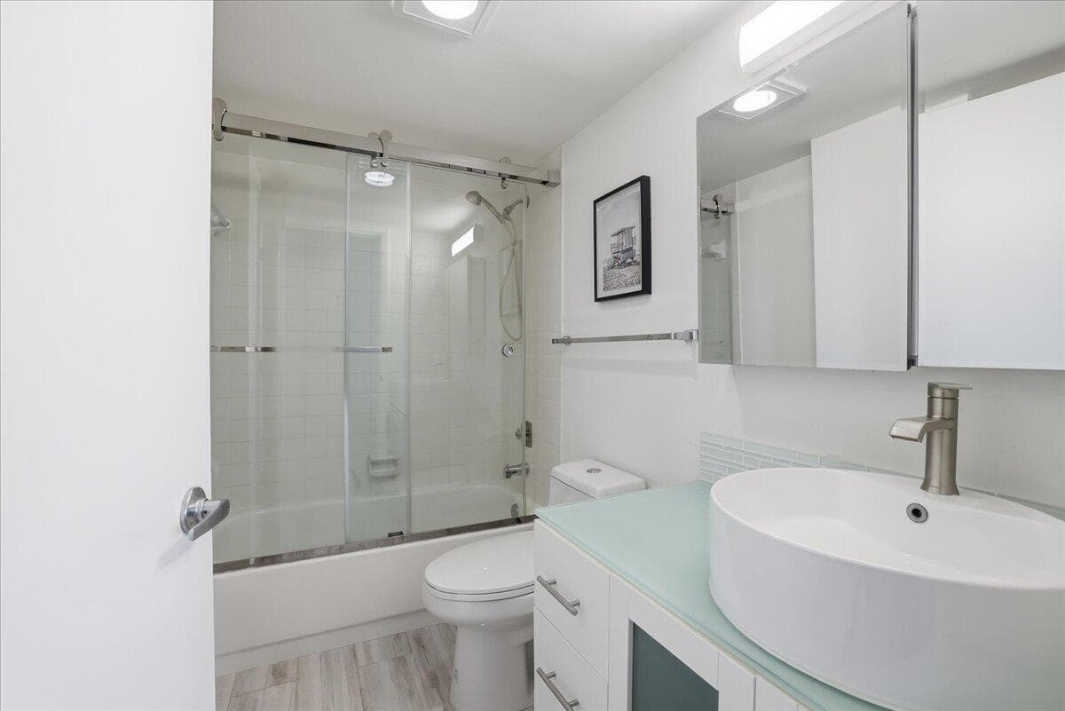 16 Royal Palm Way 205, Boca Raton, FL 33432 — photo 24 of 49