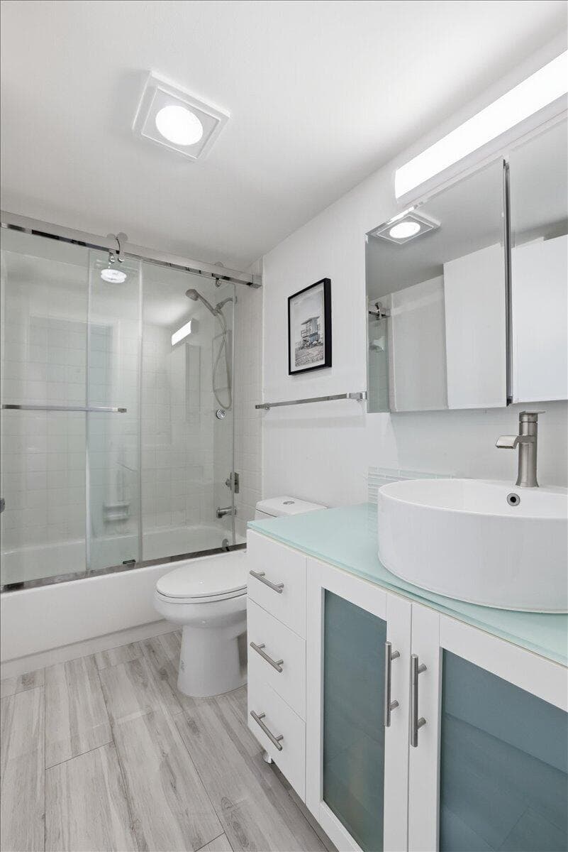 16 Royal Palm Way 205, Boca Raton, FL 33432 — photo 23 of 49