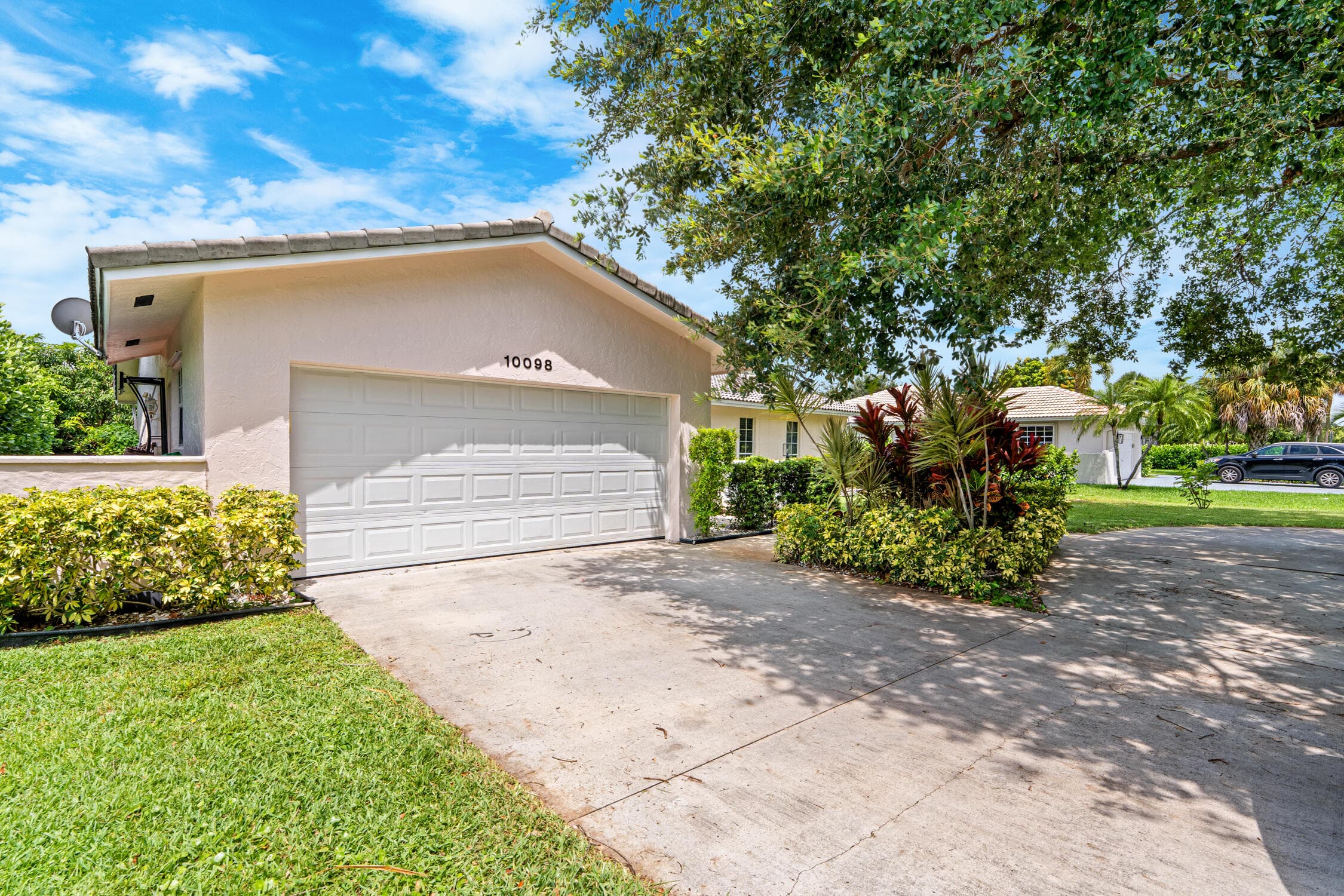 10098 Ramblewood Drive, Coral Springs, FL 33071 — photo 31 of 31