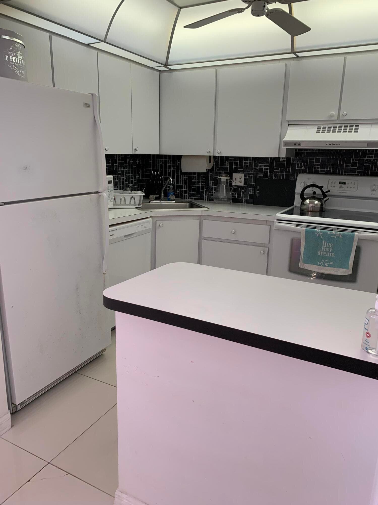101 Briny Avenue 806, Pompano Beach, FL 33062 — photo 10 of 21