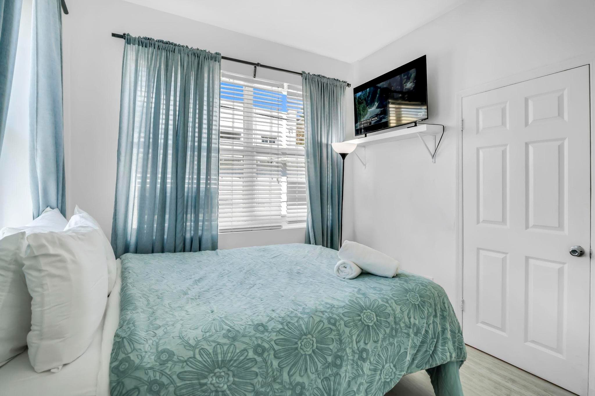 1342 Drexel Avenue 206, Miami Beach, FL 33139 — photo 14 of 32