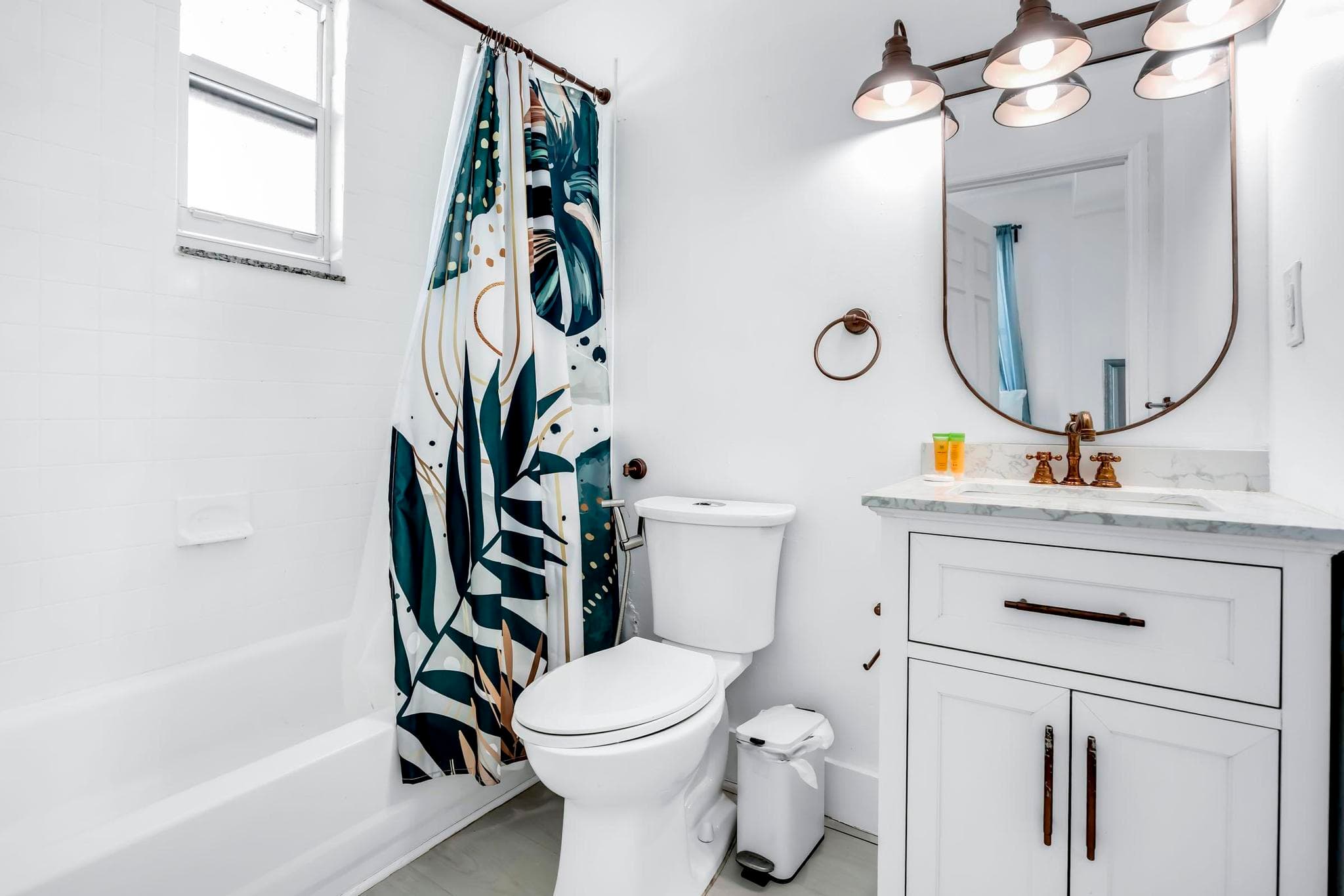 1342 Drexel Avenue 206, Miami Beach, FL 33139 — photo 16 of 32