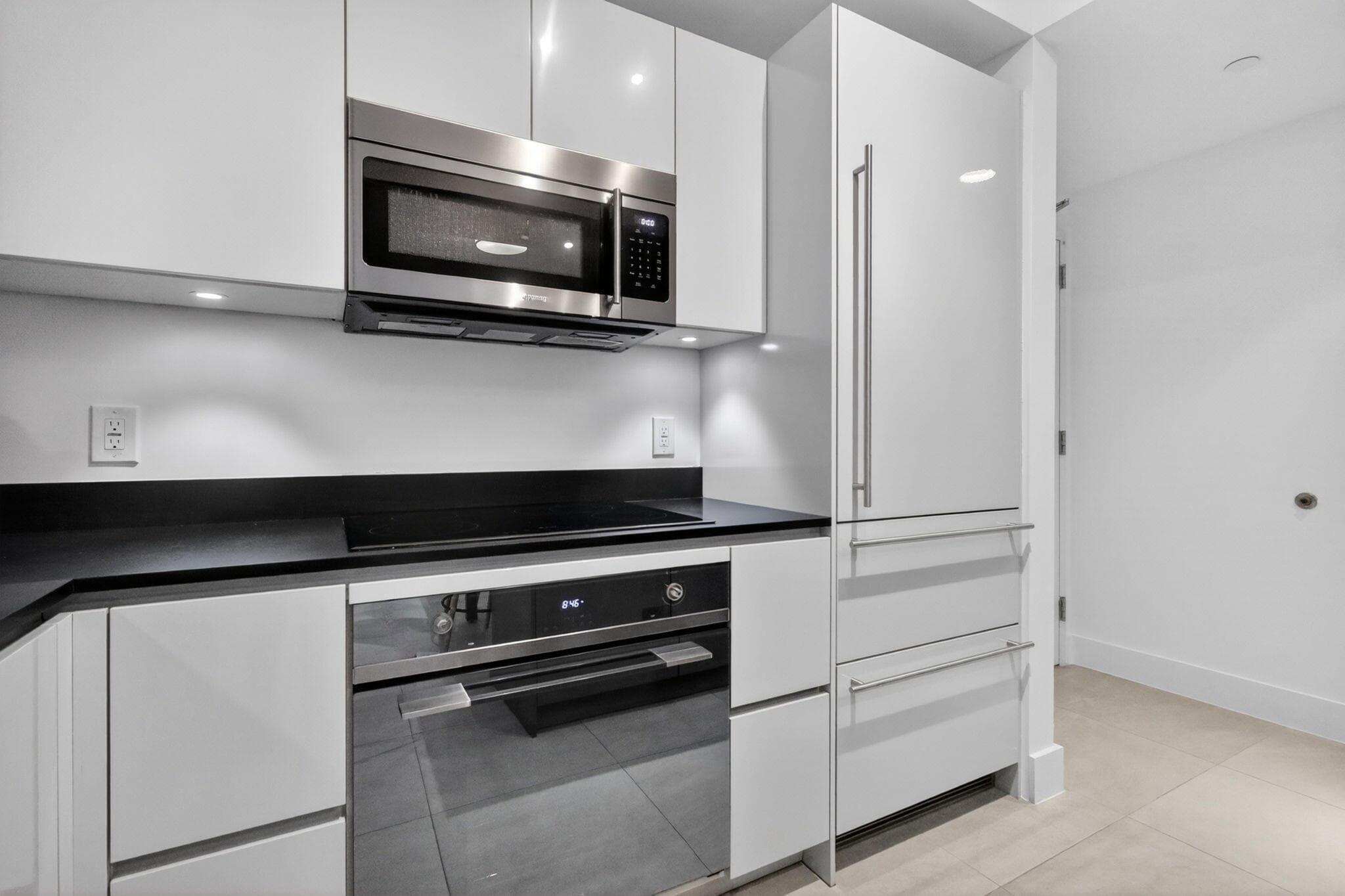 1010 Brickell Avenue 1607, Miami, FL 33131 — photo 11 of 53