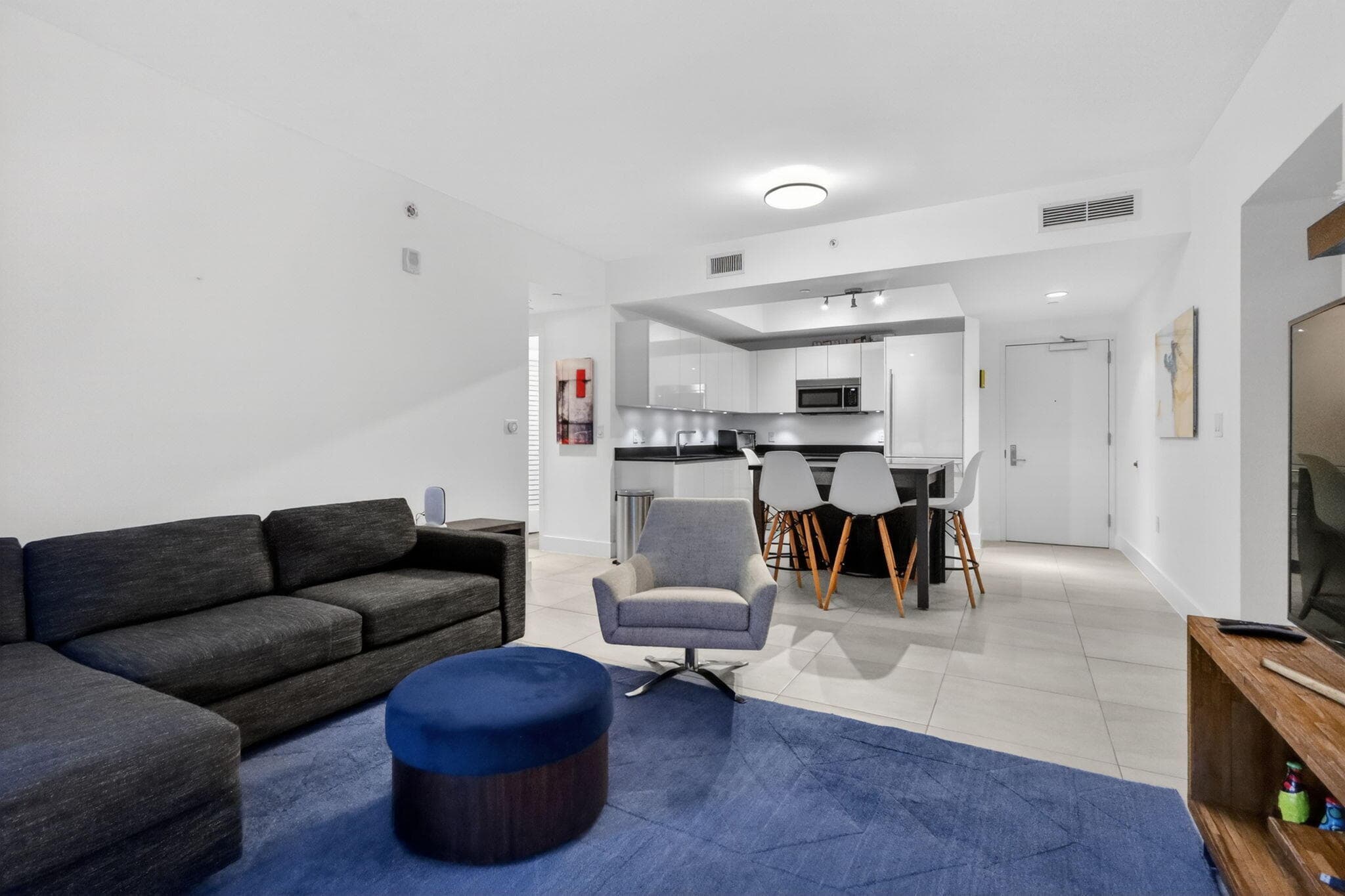 1010 Brickell Avenue 1607, Miami, FL 33131 — photo 6 of 53
