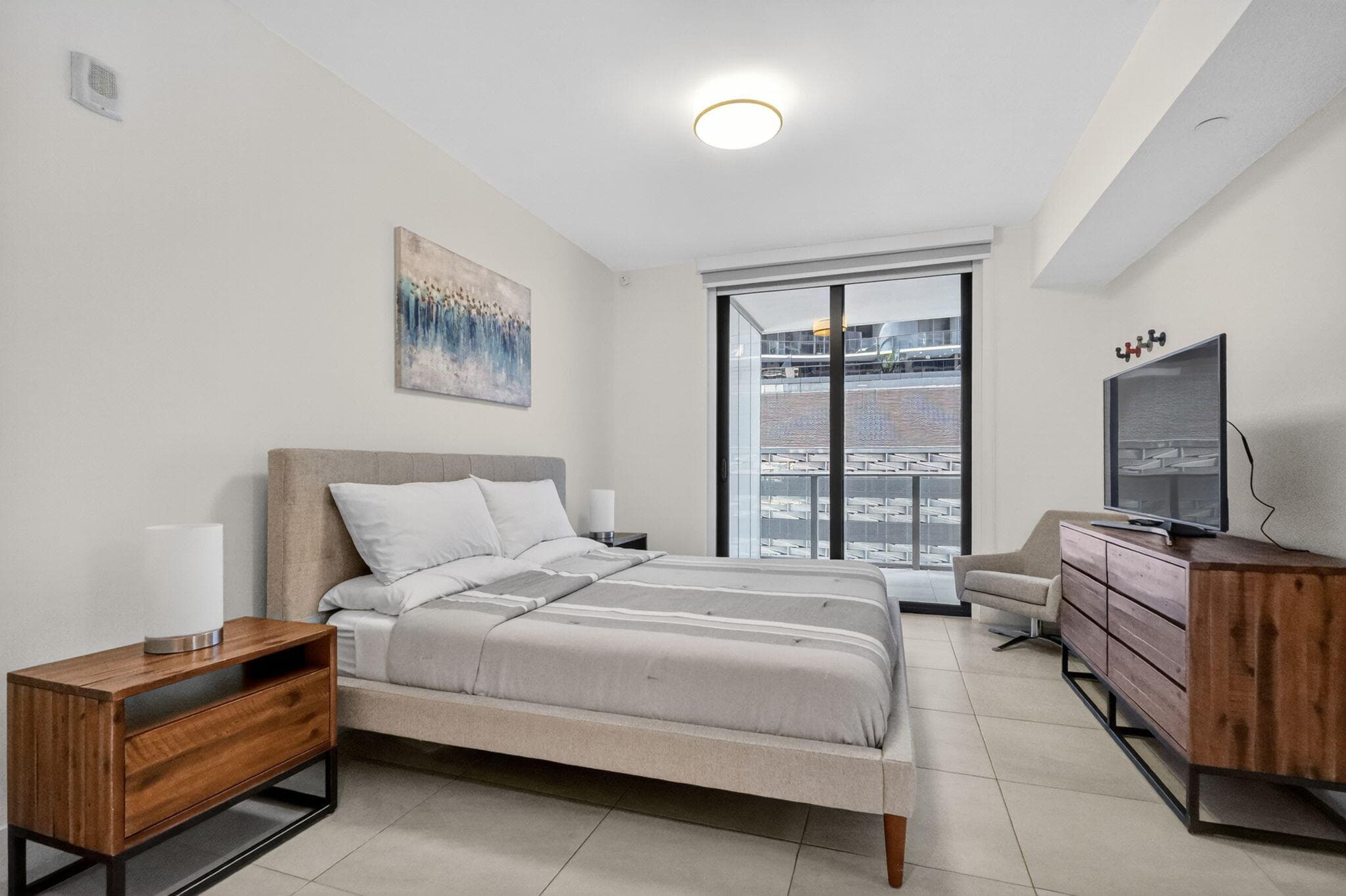 1010 Brickell Avenue 1607, Miami, FL 33131 — photo 13 of 53
