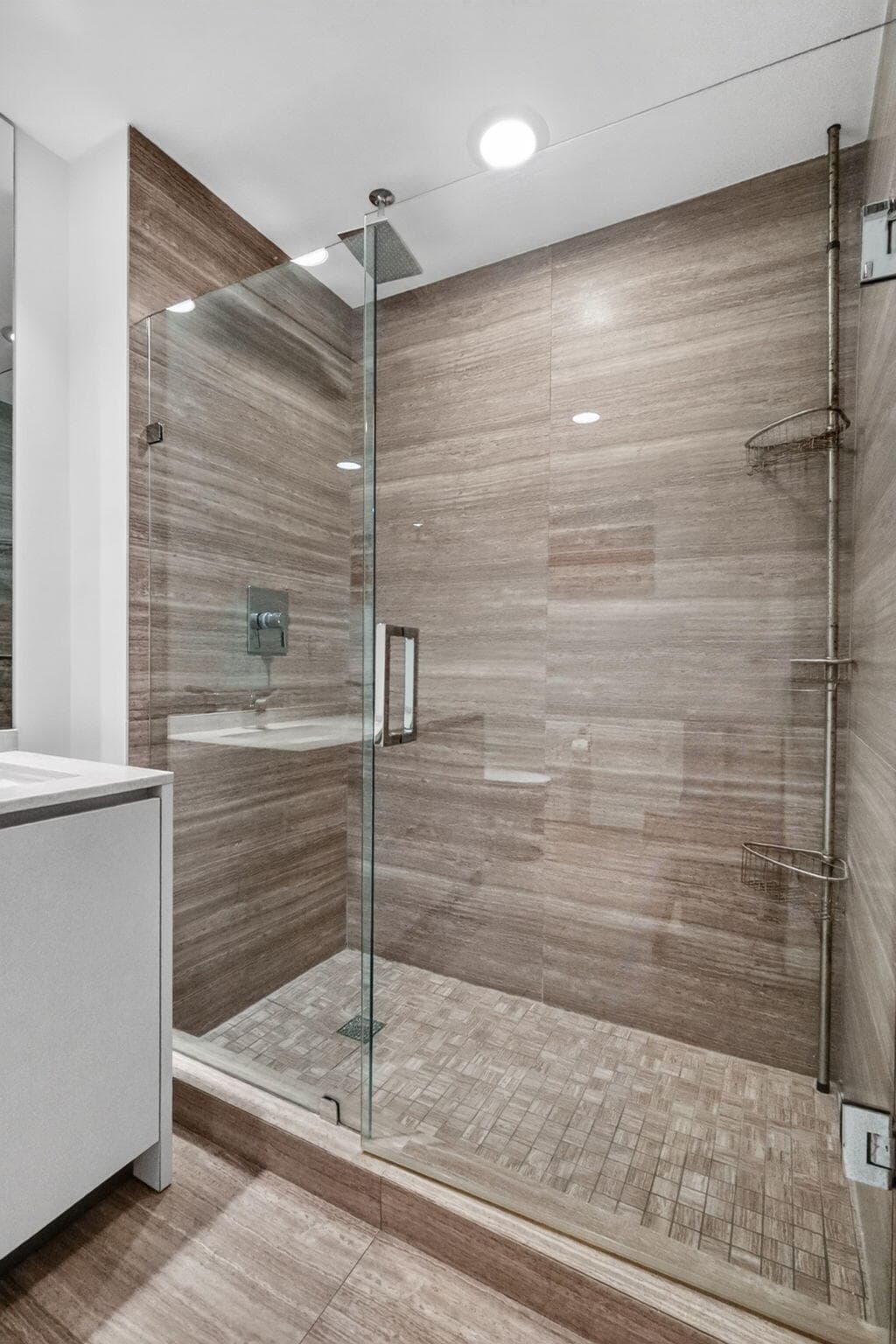 1010 Brickell Avenue 1607, Miami, FL 33131 — photo 19 of 53