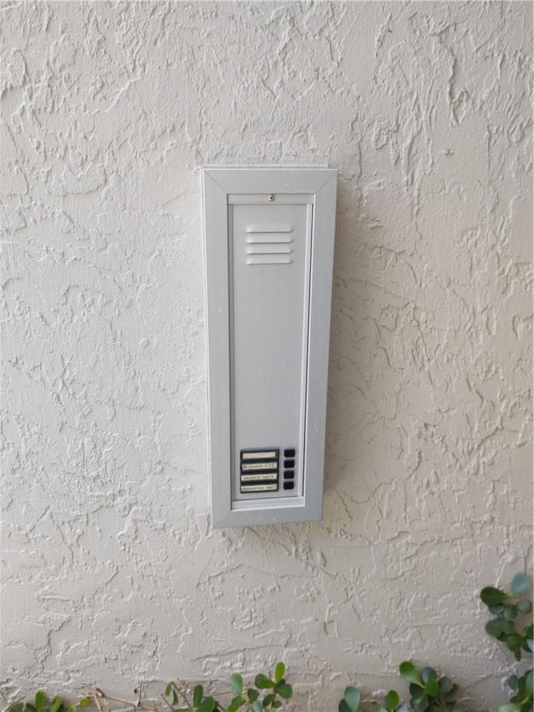 5801 Coach House Circle B, Boca Raton, FL 33486 — photo 4 of 39