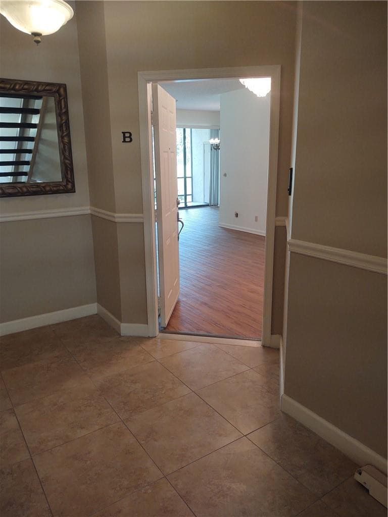5801 Coach House Circle B, Boca Raton, FL 33486 — photo 7 of 39
