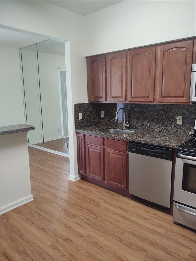 5801 Coach House Circle B, Boca Raton, FL 33486 — photo 10 of 39