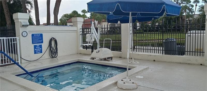 5801 Coach House Circle B, Boca Raton, FL 33486 — photo 37 of 39