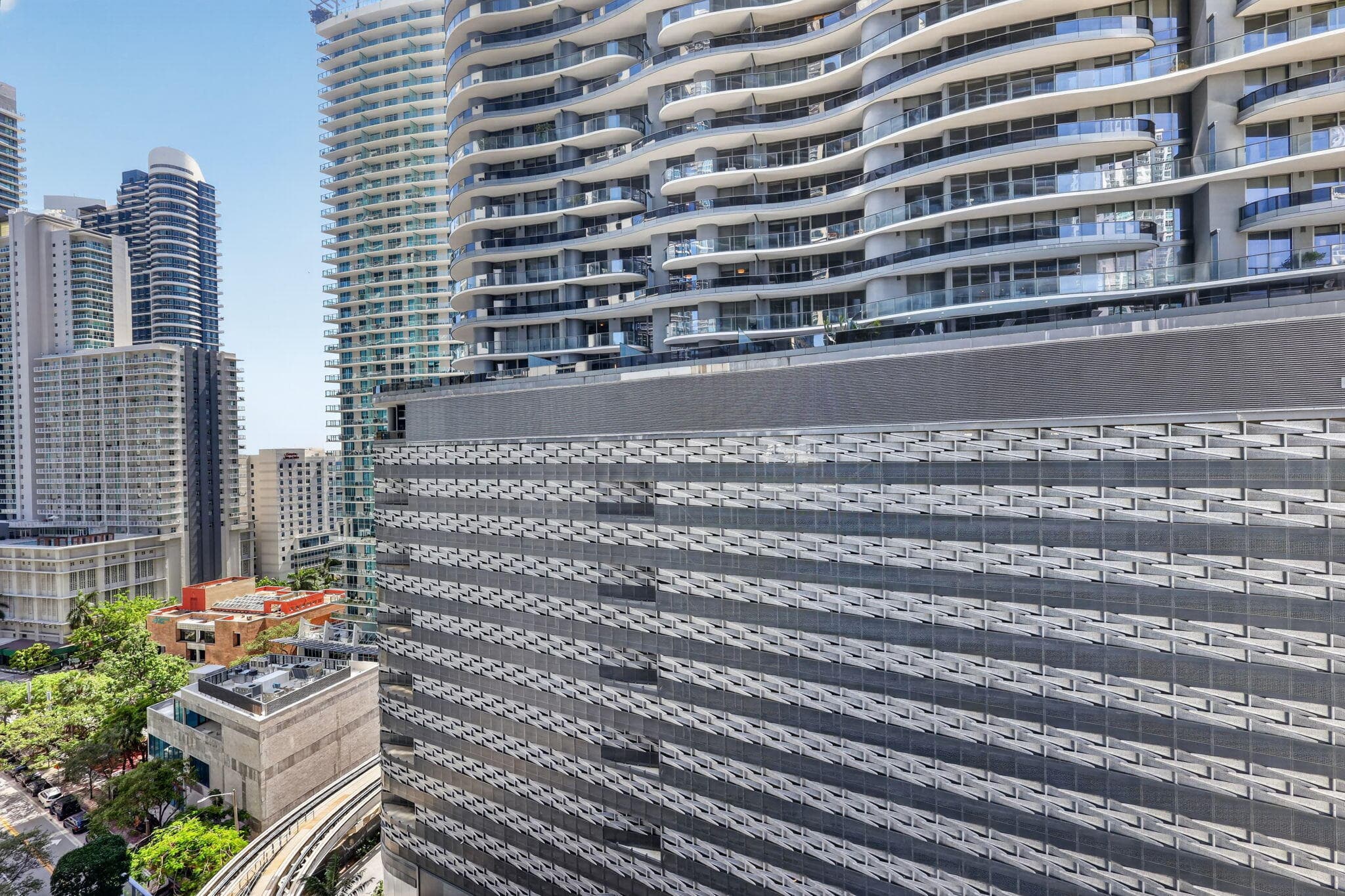 1010 Brickell Avenue 1607, Miami, FL 33131 — photo 32 of 53