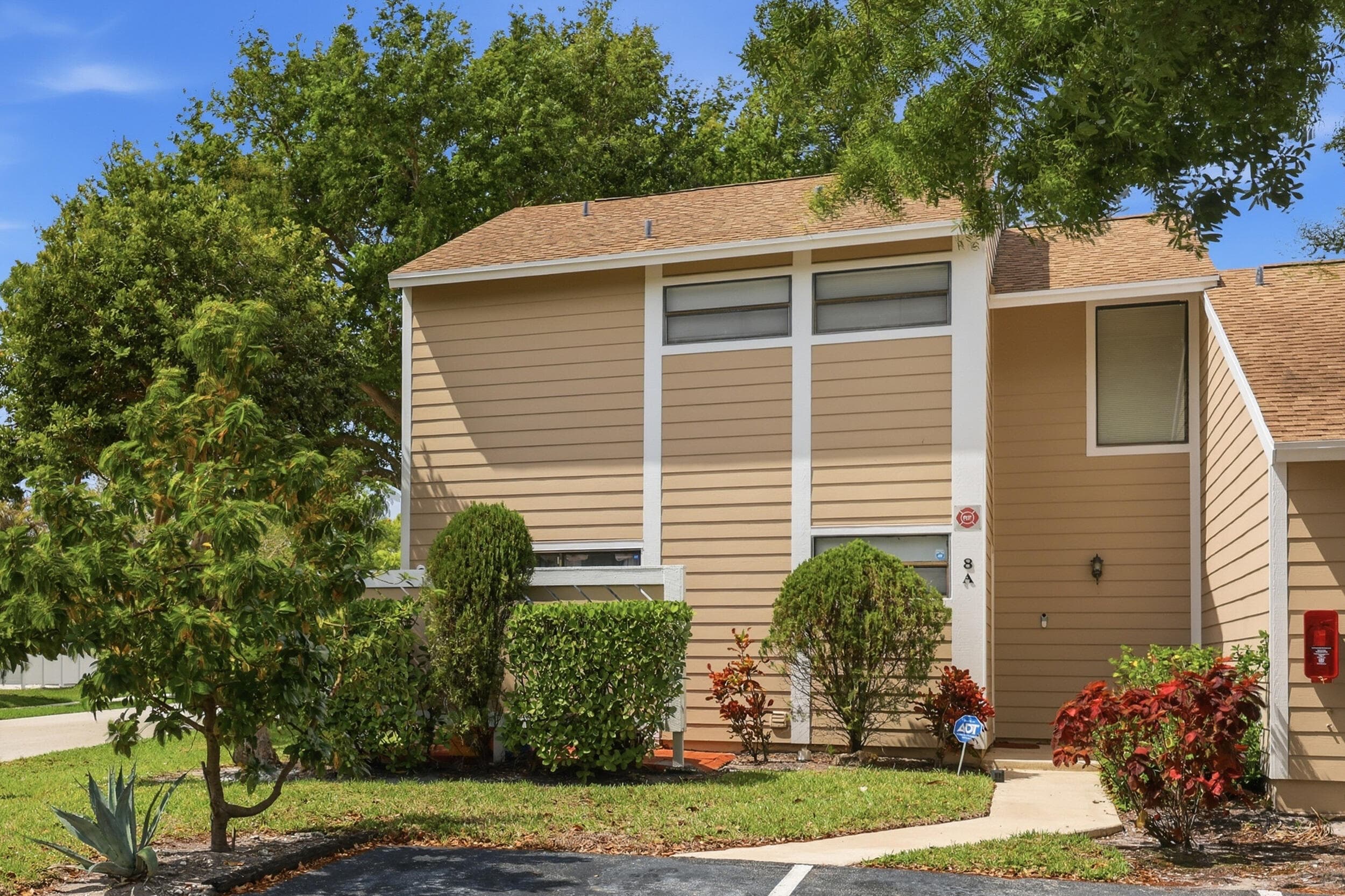 301 Lakewood Drive 8a, Jupiter, FL 33458 — photo 1 of 21