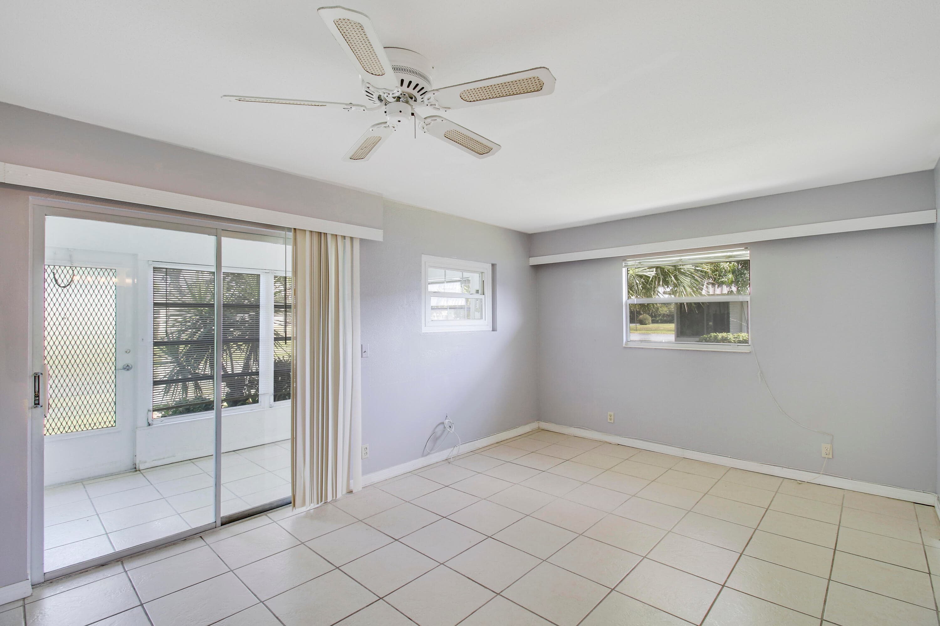 175 Valencia H, Delray Beach, FL 33446 — photo 11 of 19