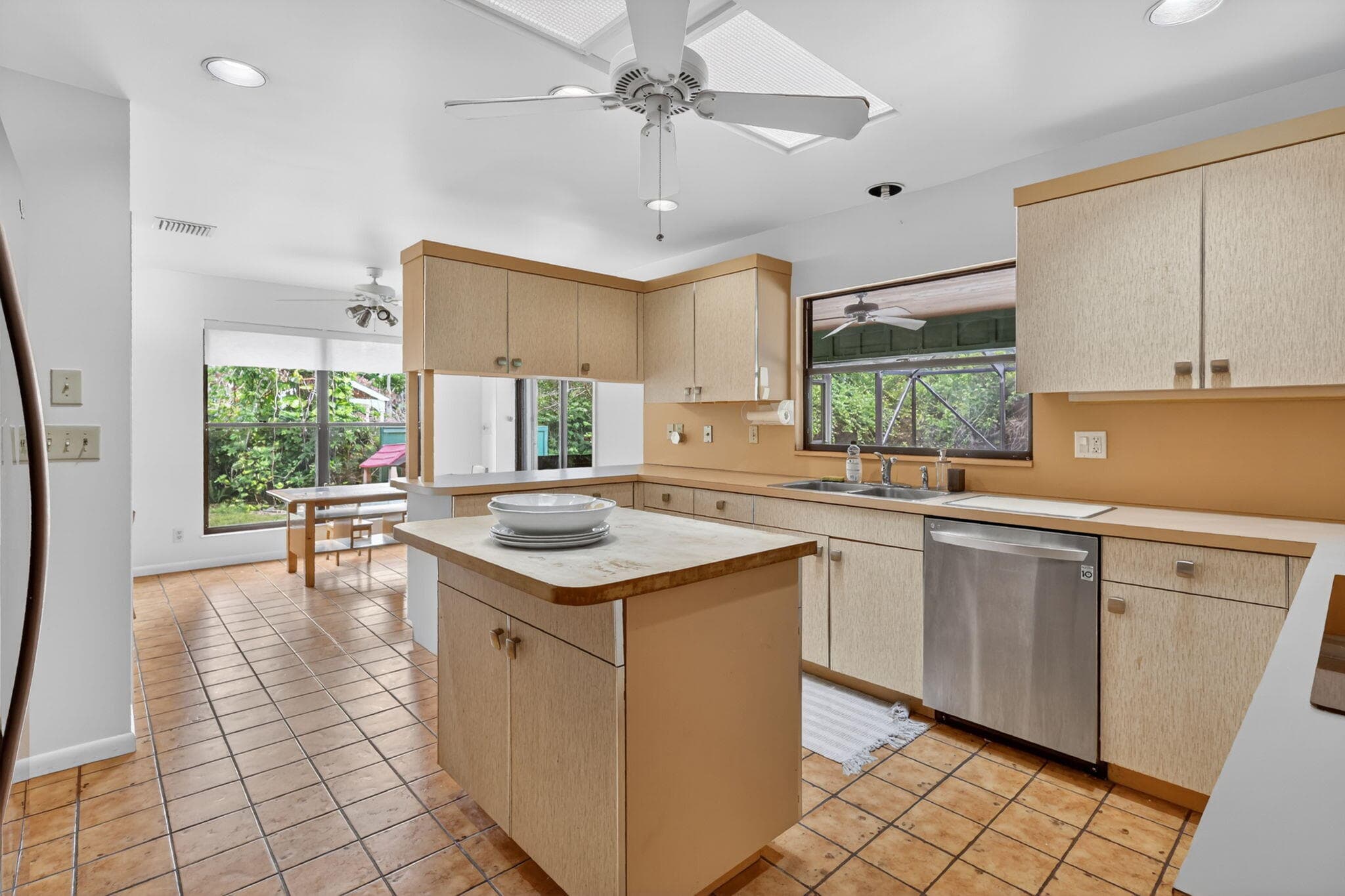 2111 SW Racquet Club Drive, Palm City, FL 34990 — photo 12 of 36