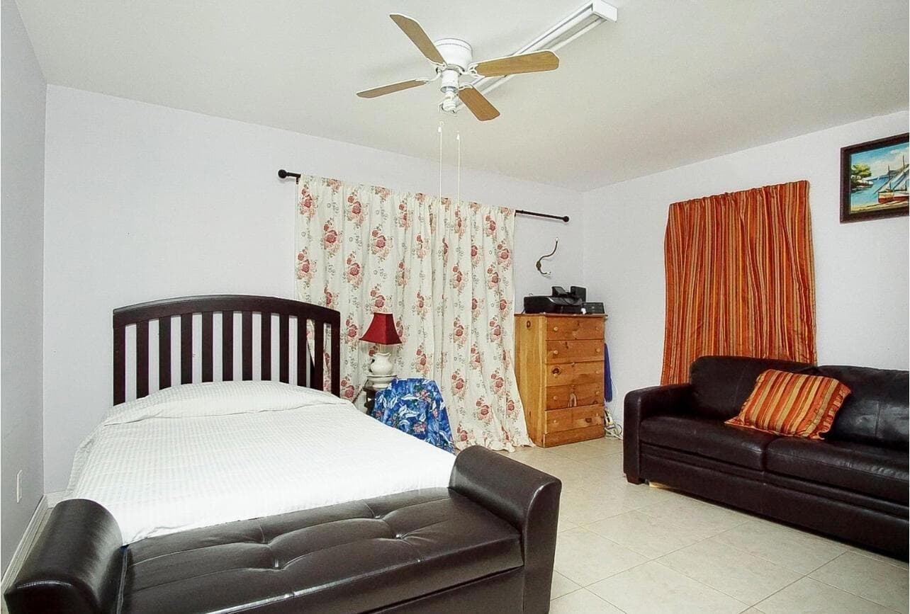 120 Banyan Drive, Port St. Lucie, FL 34952 — photo 5 of 12
