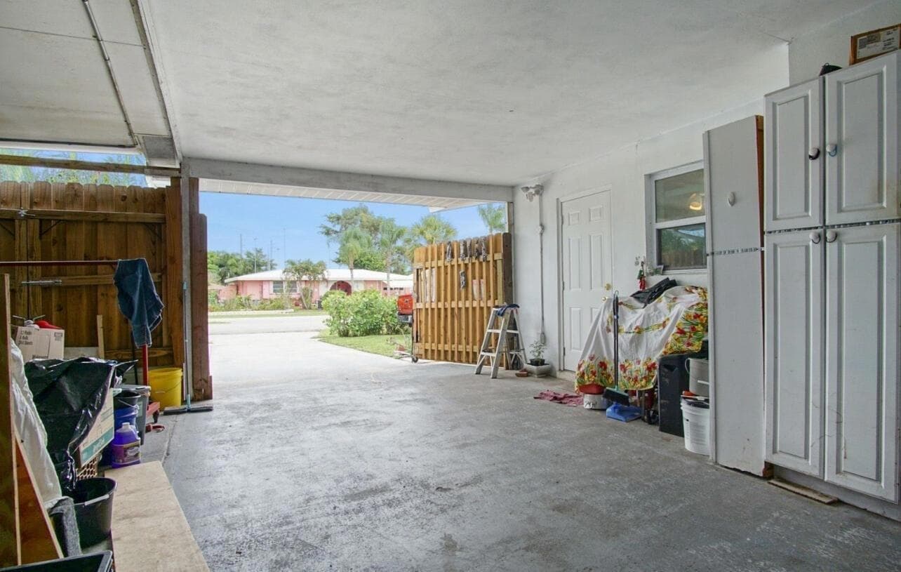 120 Banyan Drive, Port St. Lucie, FL 34952 — photo 6 of 12