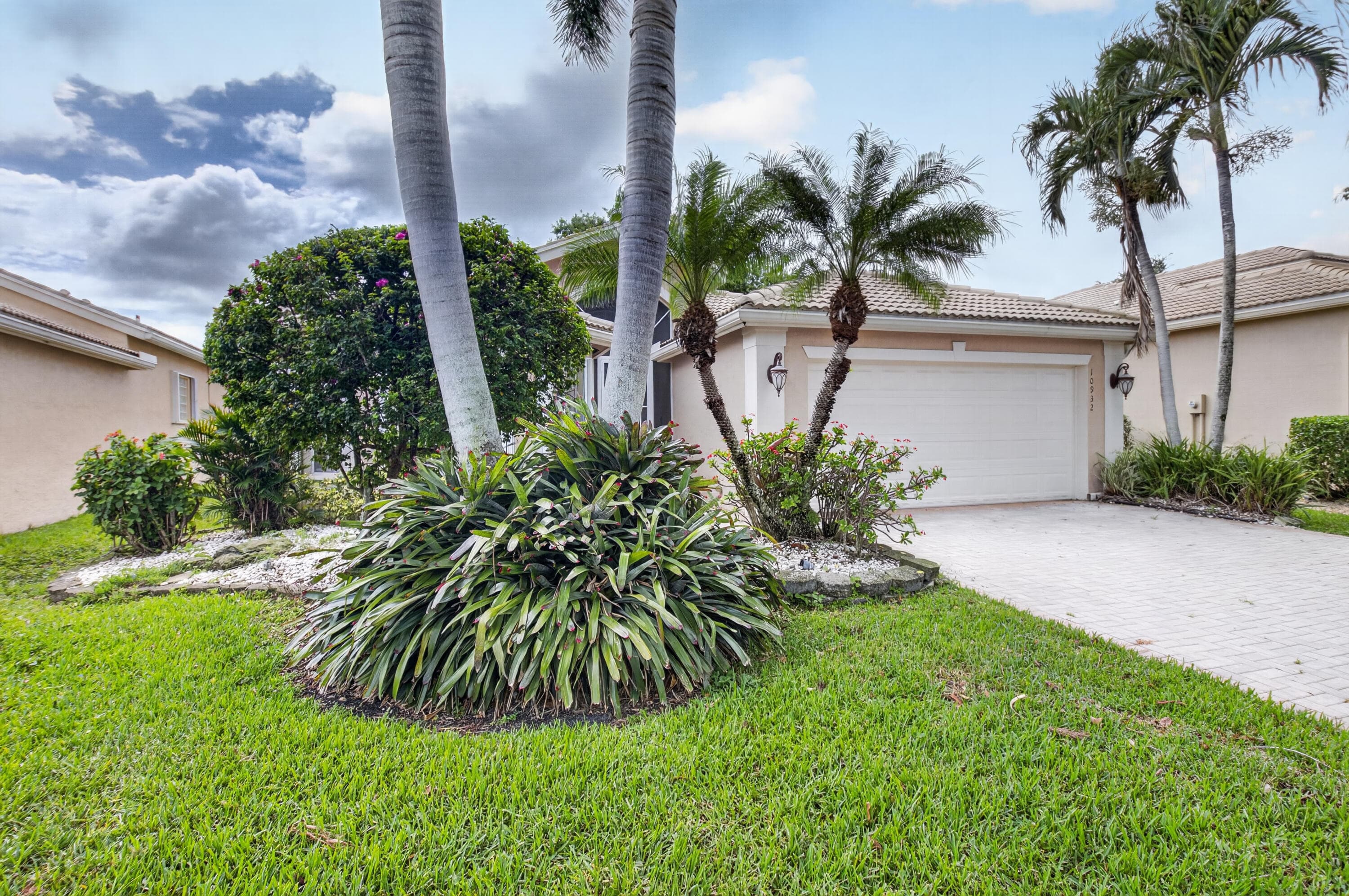 10932 Skyland Point, Boynton Beach, FL 33437 — photo 4 of 147