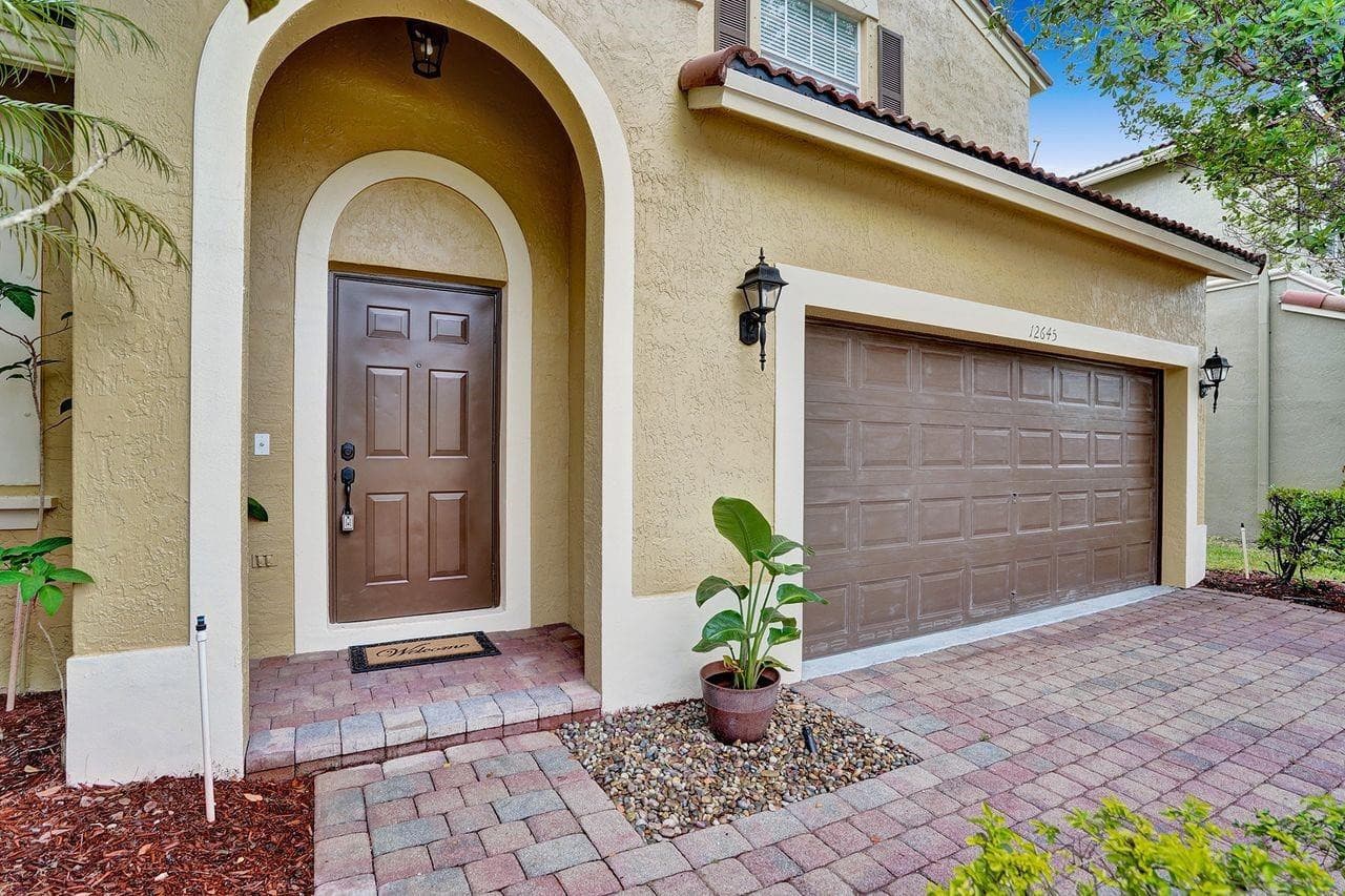 12645 NW 8th Court, Coral Springs, FL 33071 — photo 3 of 38
