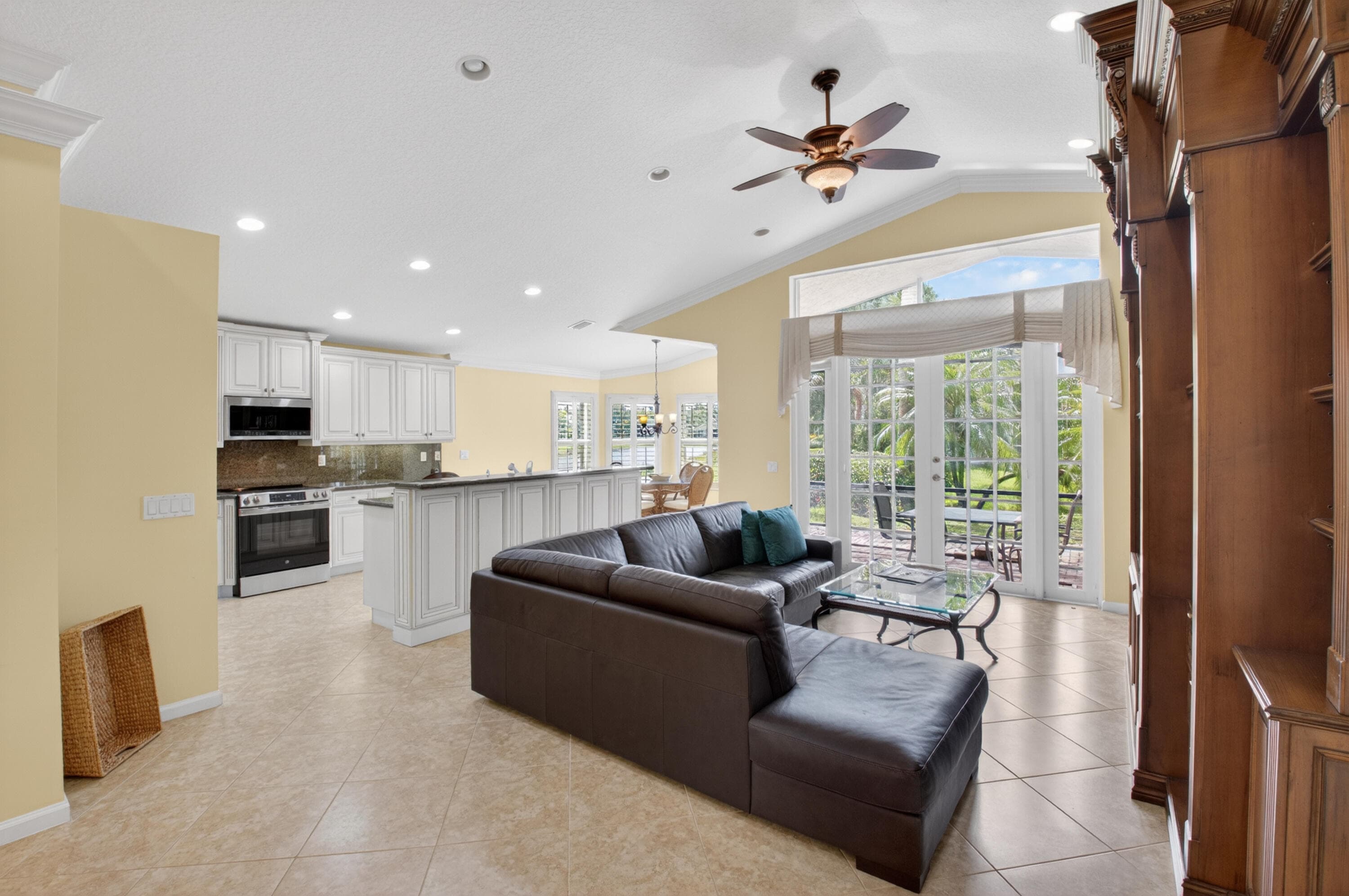 10932 Skyland Point, Boynton Beach, FL 33437 — photo 16 of 147