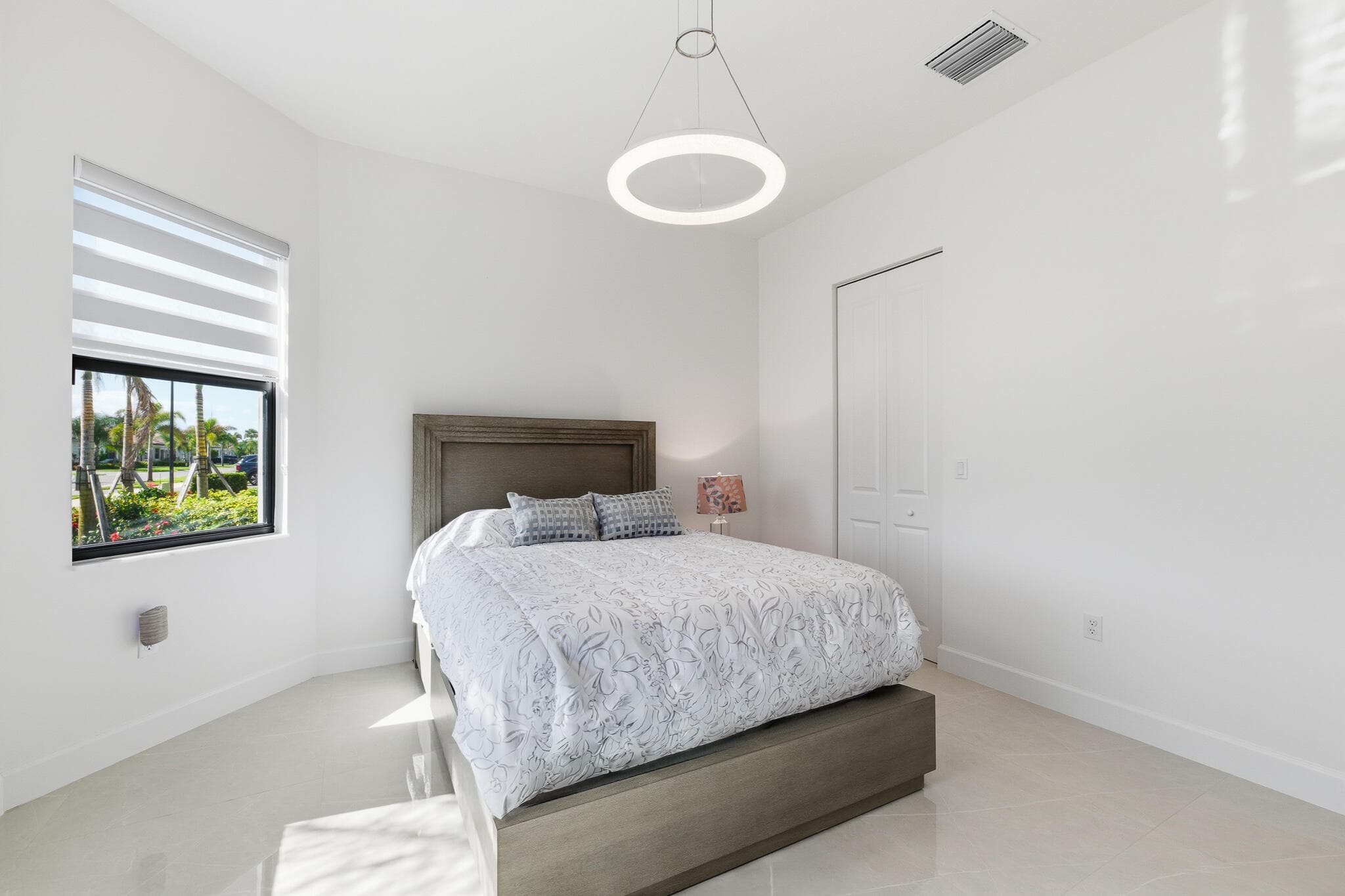 Single Family Residence in Port St. Lucie — photo 10 of 40