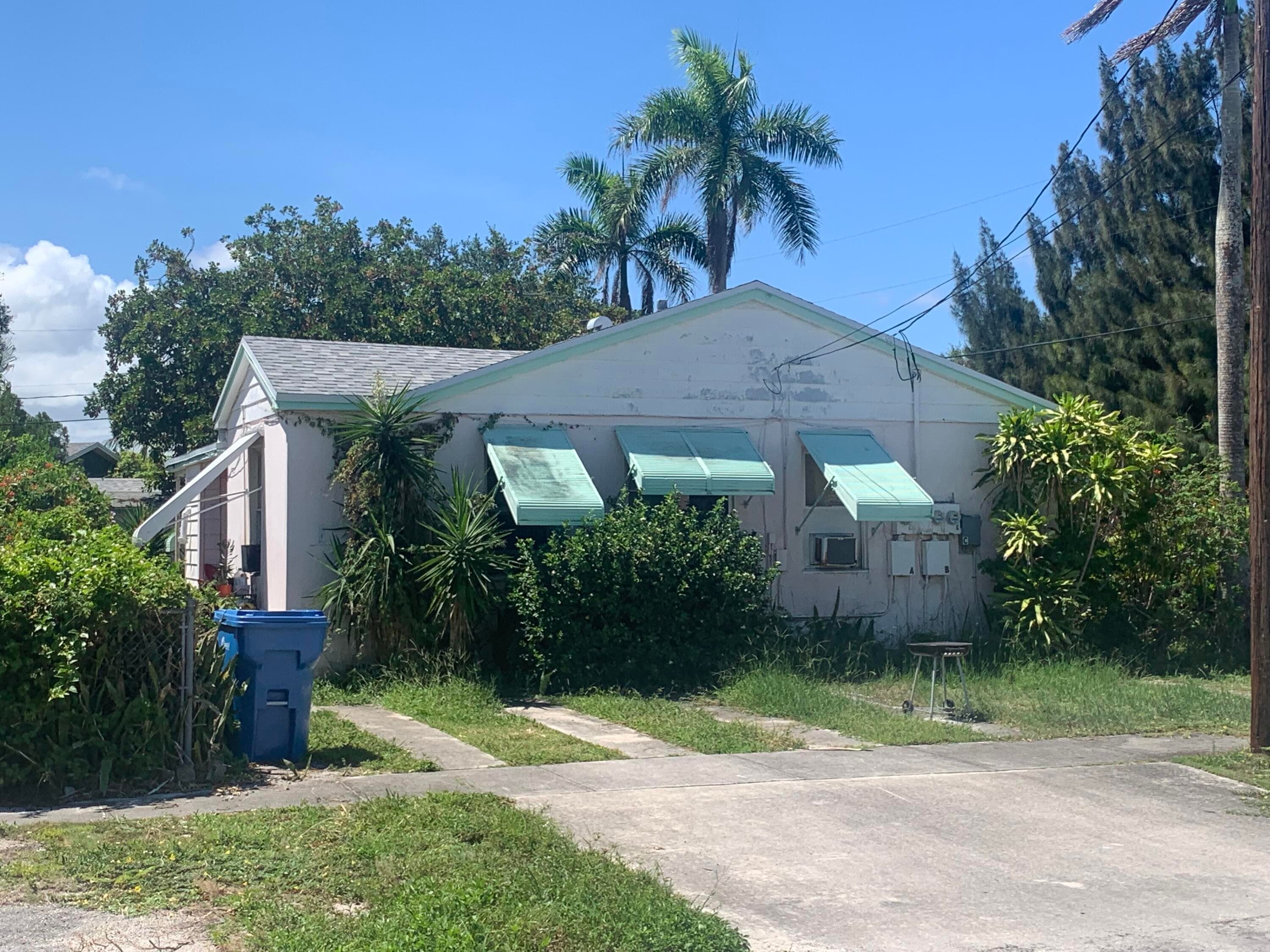 400 W Perry Street A,b,c,d, Lantana, FL 33462 — photo 14 of 26