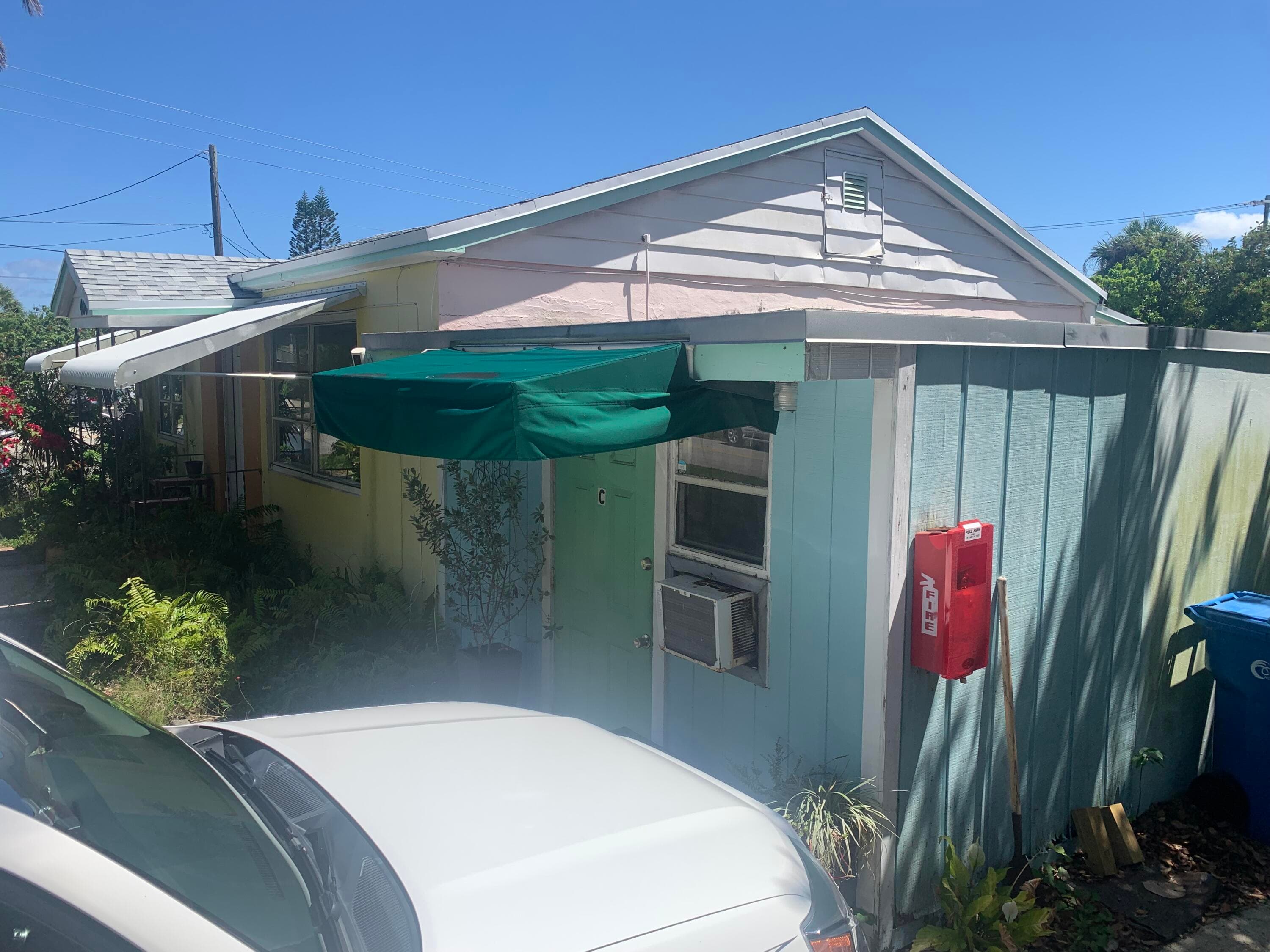 400 W Perry Street A,b,c,d, Lantana, FL 33462 — photo 16 of 26