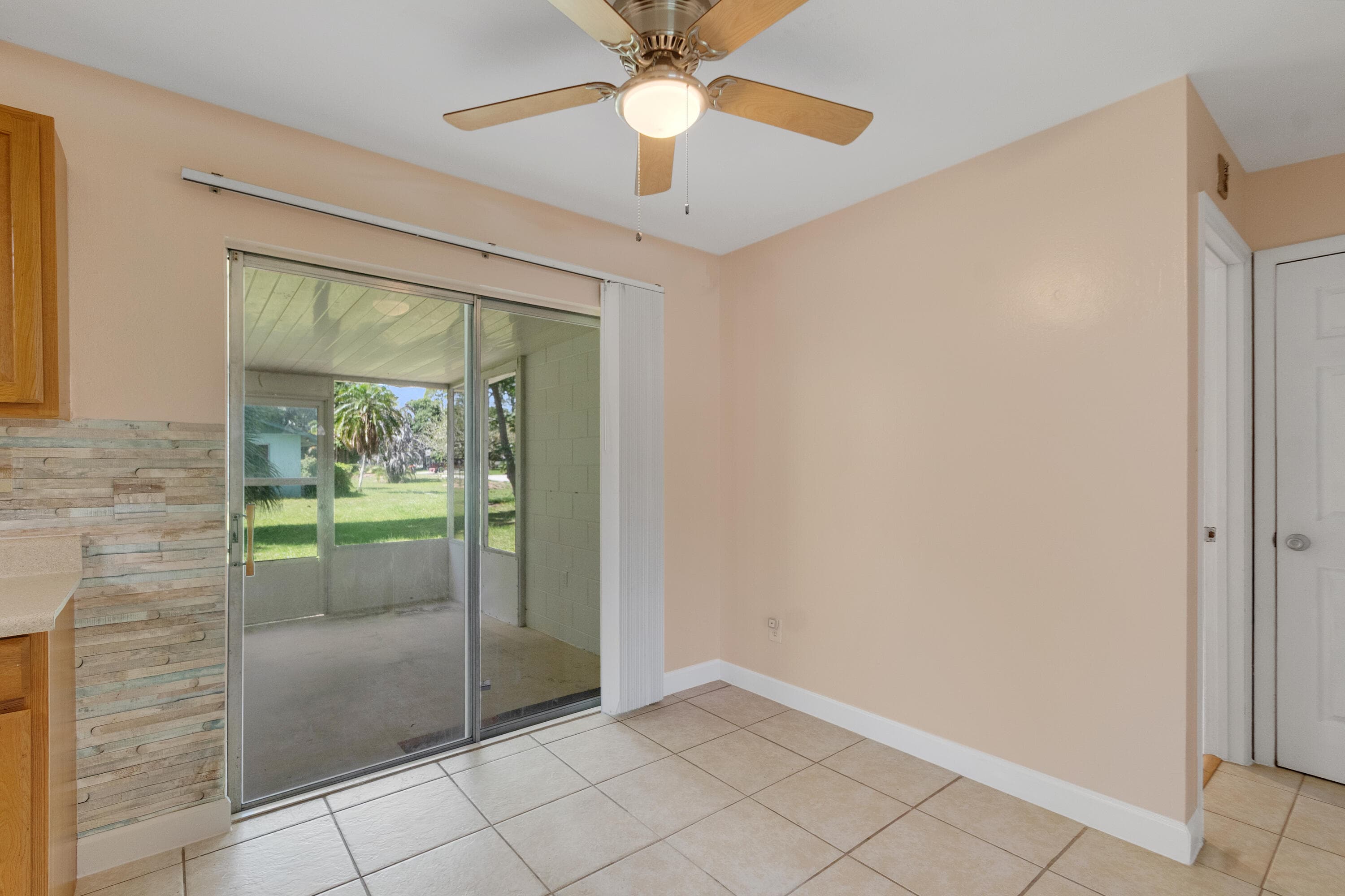 6195 7th Street, Vero Beach, FL 32968 — photo 14 of 24