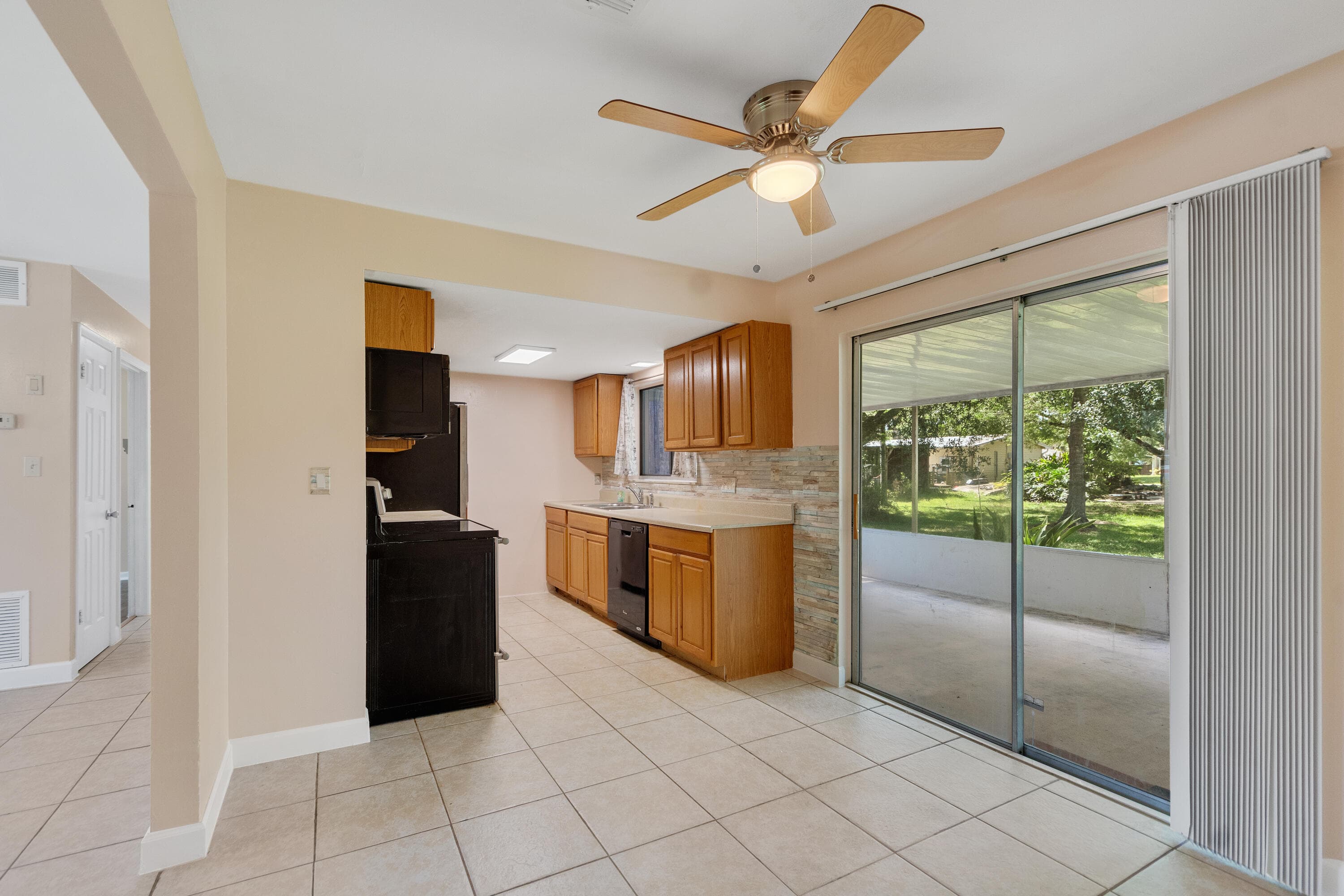 6195 7th Street, Vero Beach, FL 32968 — photo 15 of 24