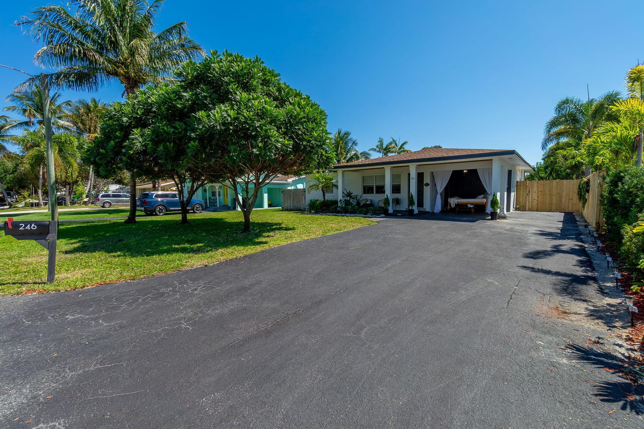 246 NE 14th Street, Delray Beach, FL 33444 — photo 5 of 60