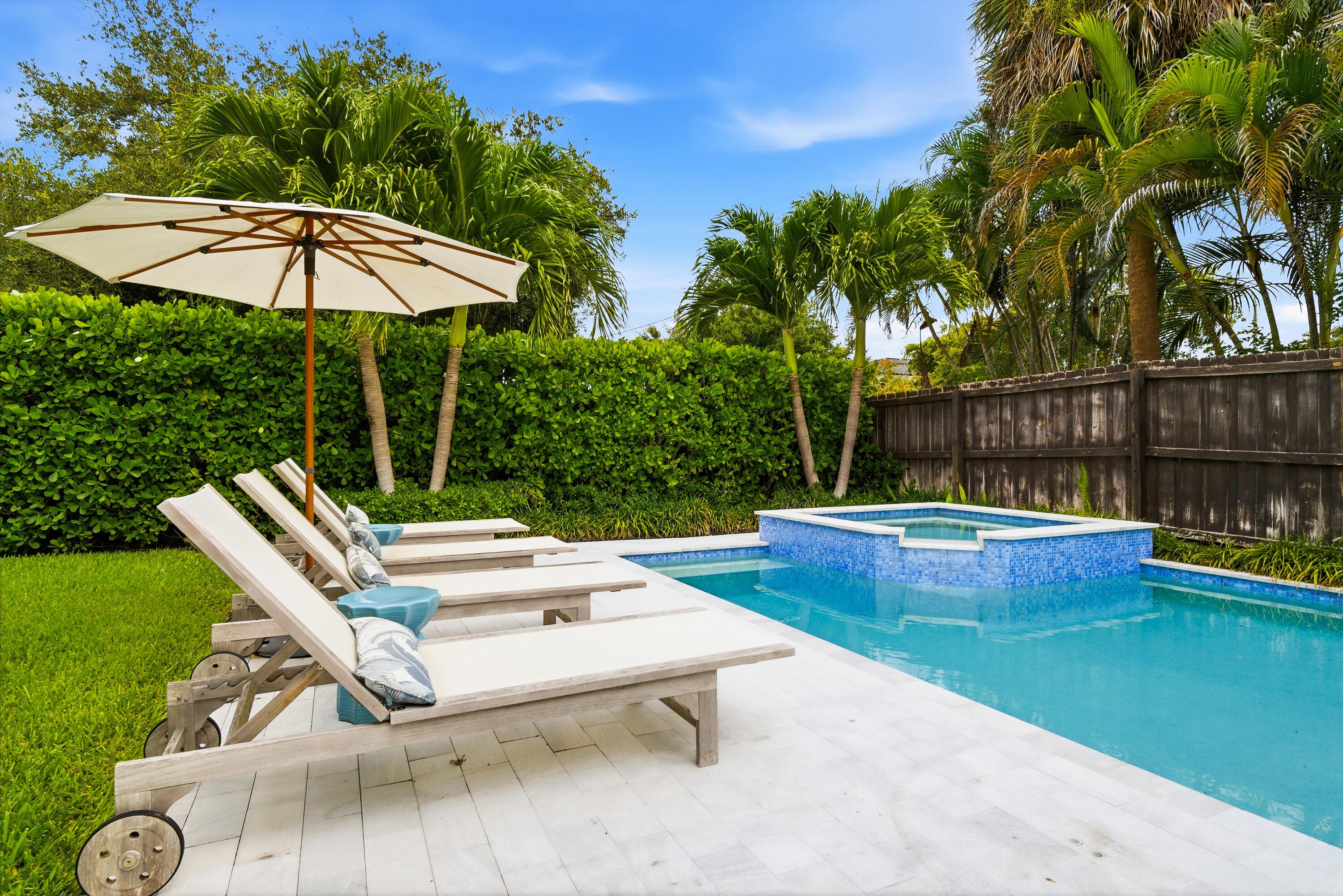 251 Gregory Place, West Palm Beach, FL 33405 — photo 37 of 40