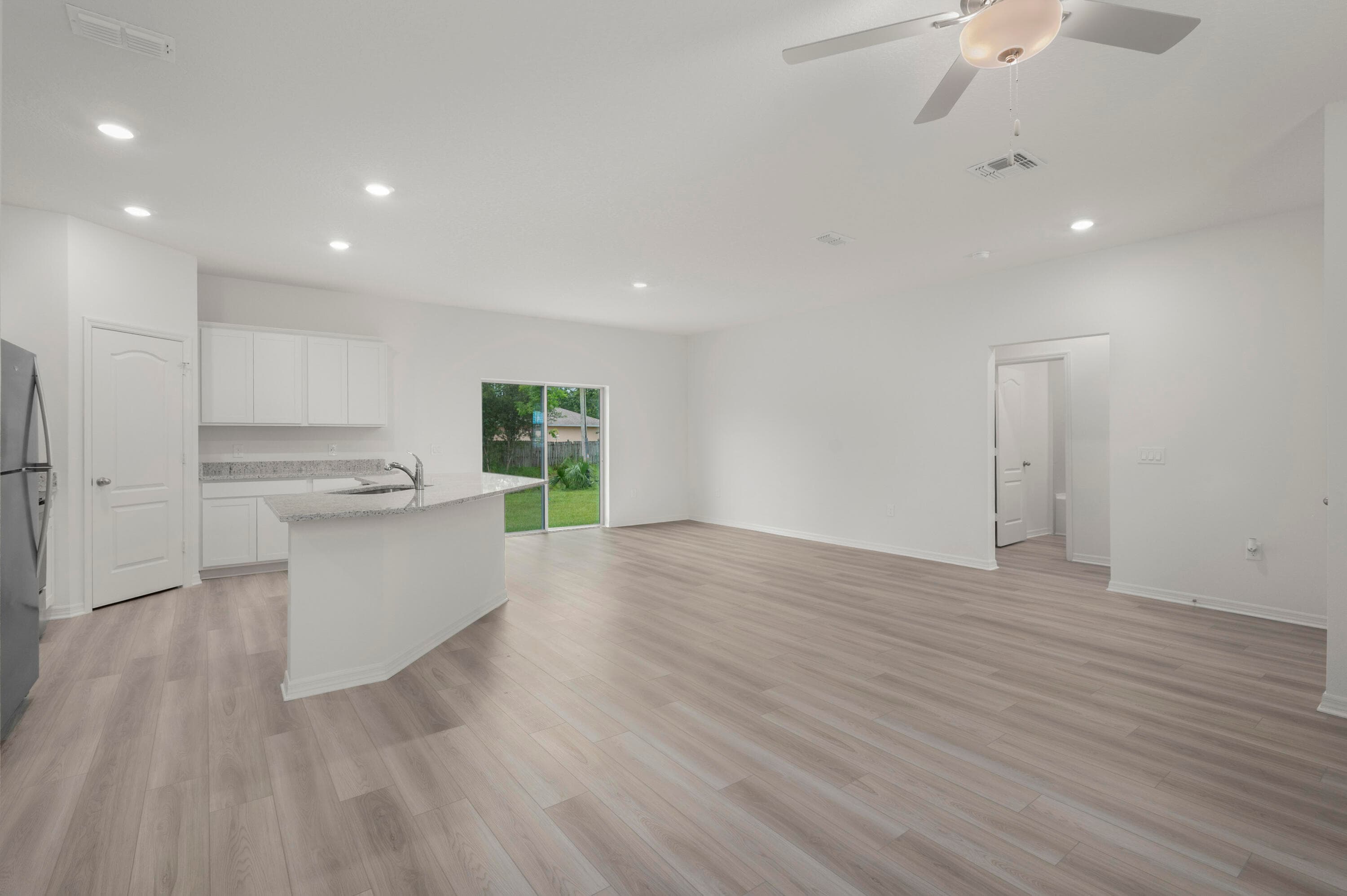 7855 104th Avenue, Vero Beach, FL 32967 — photo 14 of 21