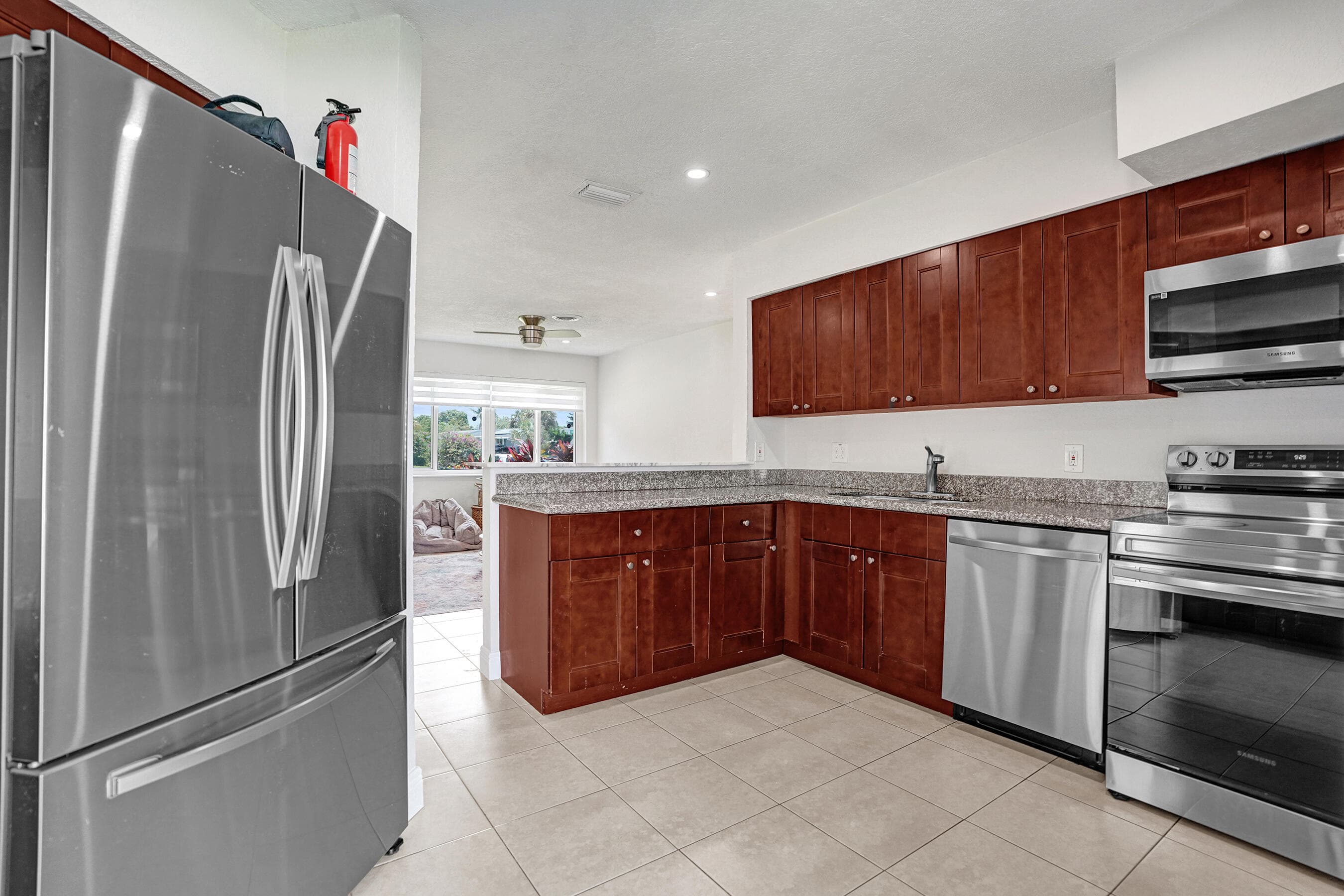 1218 SW 22nd Avenue, Delray Beach, FL 33445 — photo 21 of 38