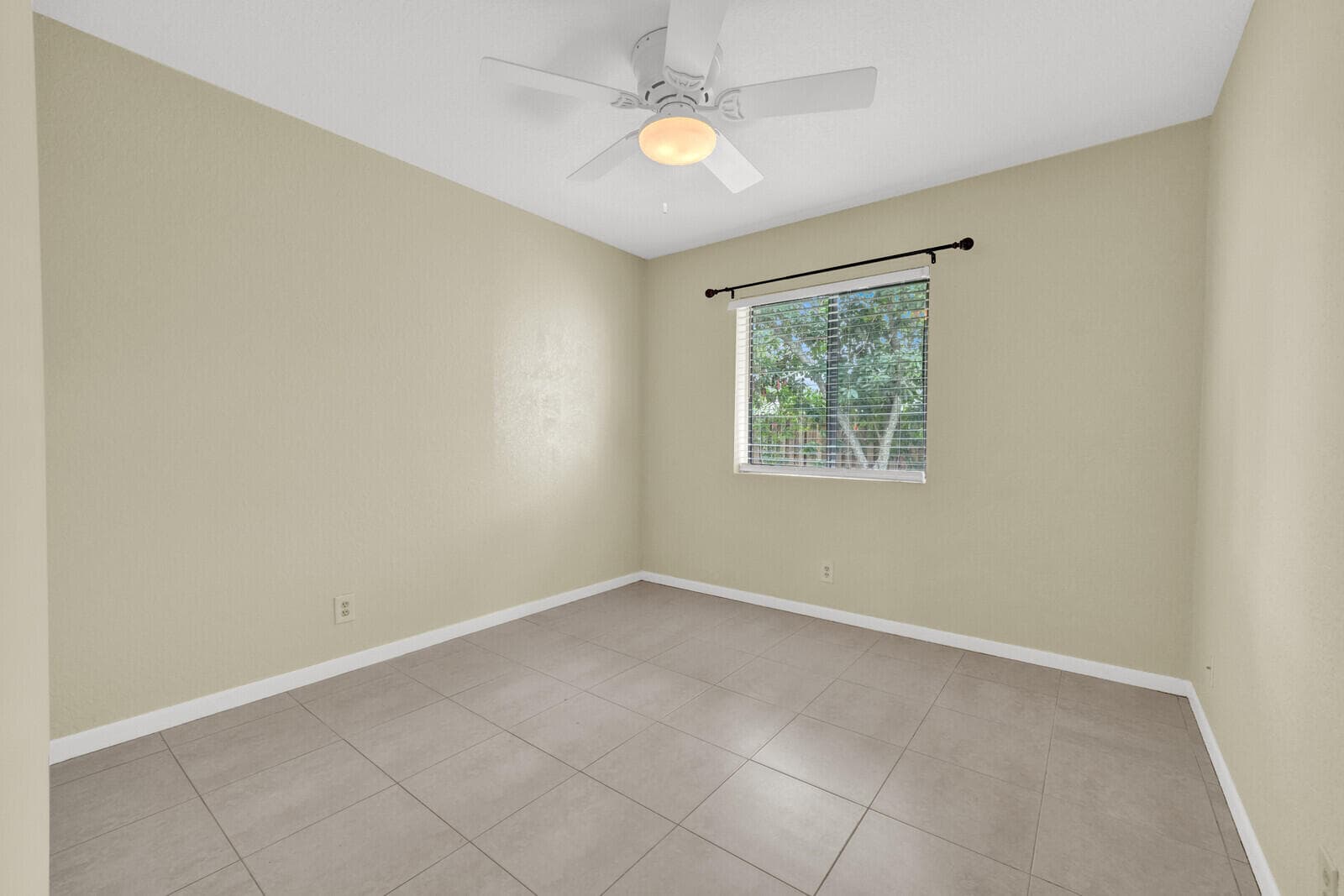 5864 Strawberry Lakes Circle, Lake Worth, FL 33463 — photo 15 of 23