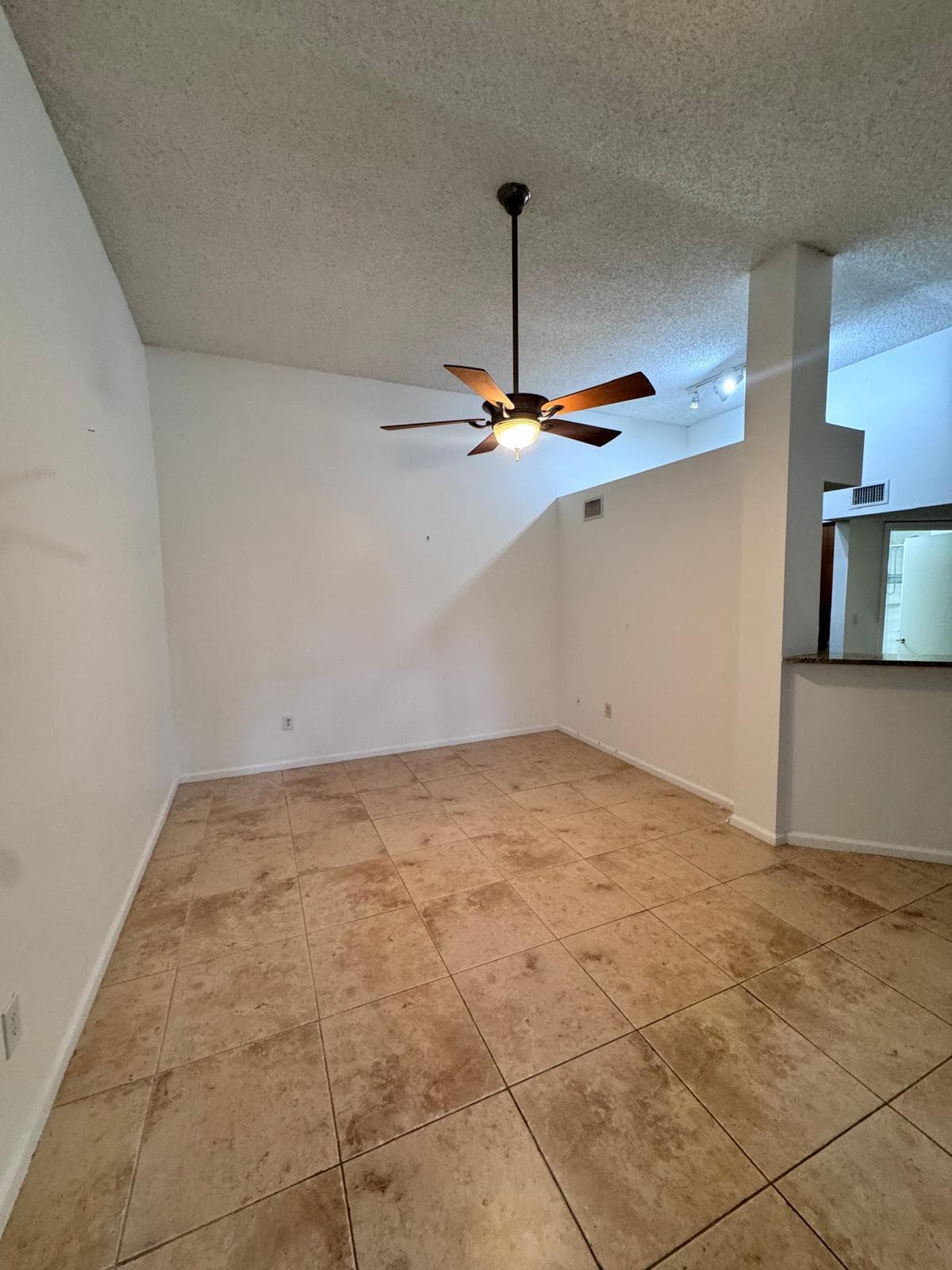 1125 Crystal Way F, Delray Beach, FL 33444 — photo 4 of 34