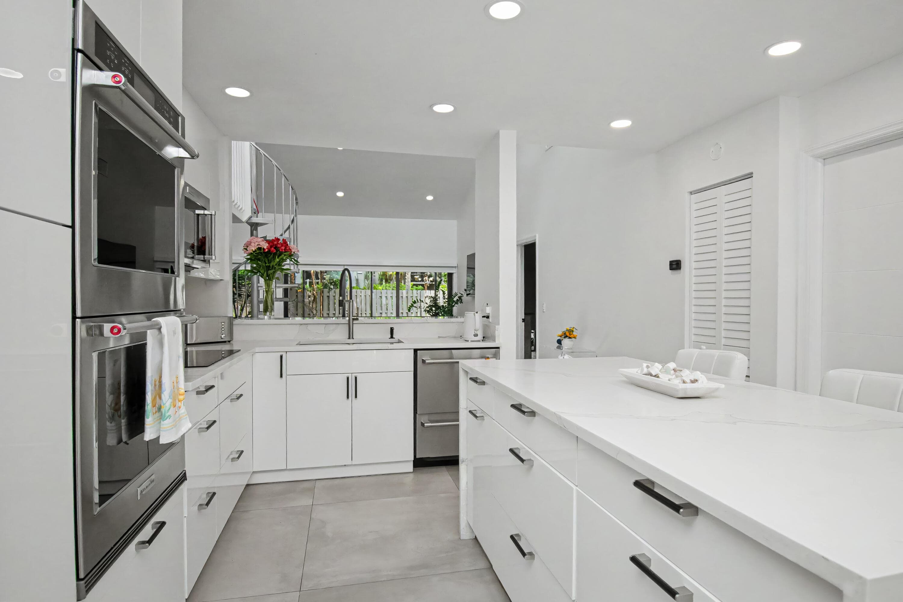 6602 Thornhill Court, Boca Raton, FL 33433 — photo 7 of 33