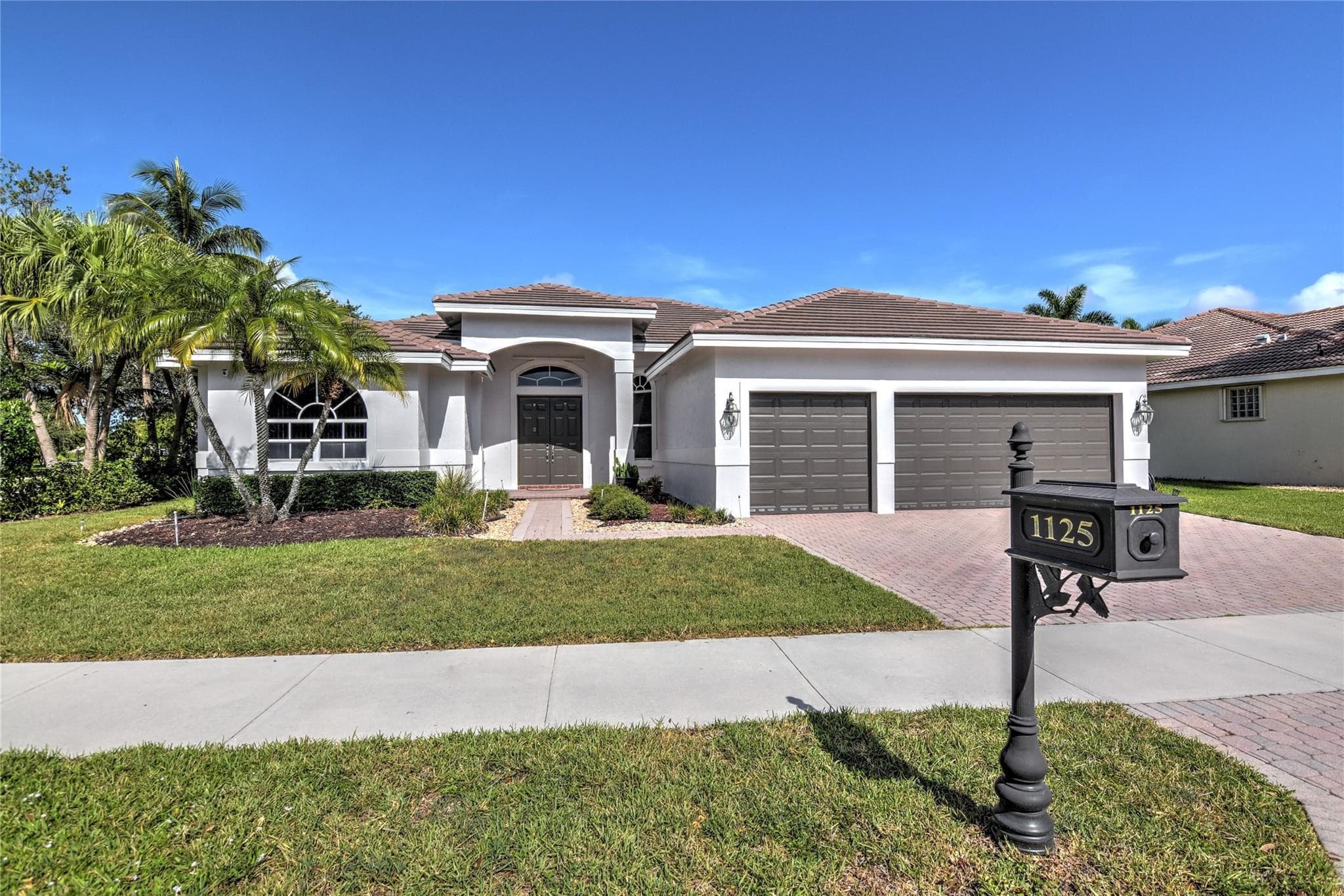 1125 Waterside Circle, Weston, FL 33327 — photo 3 of 59