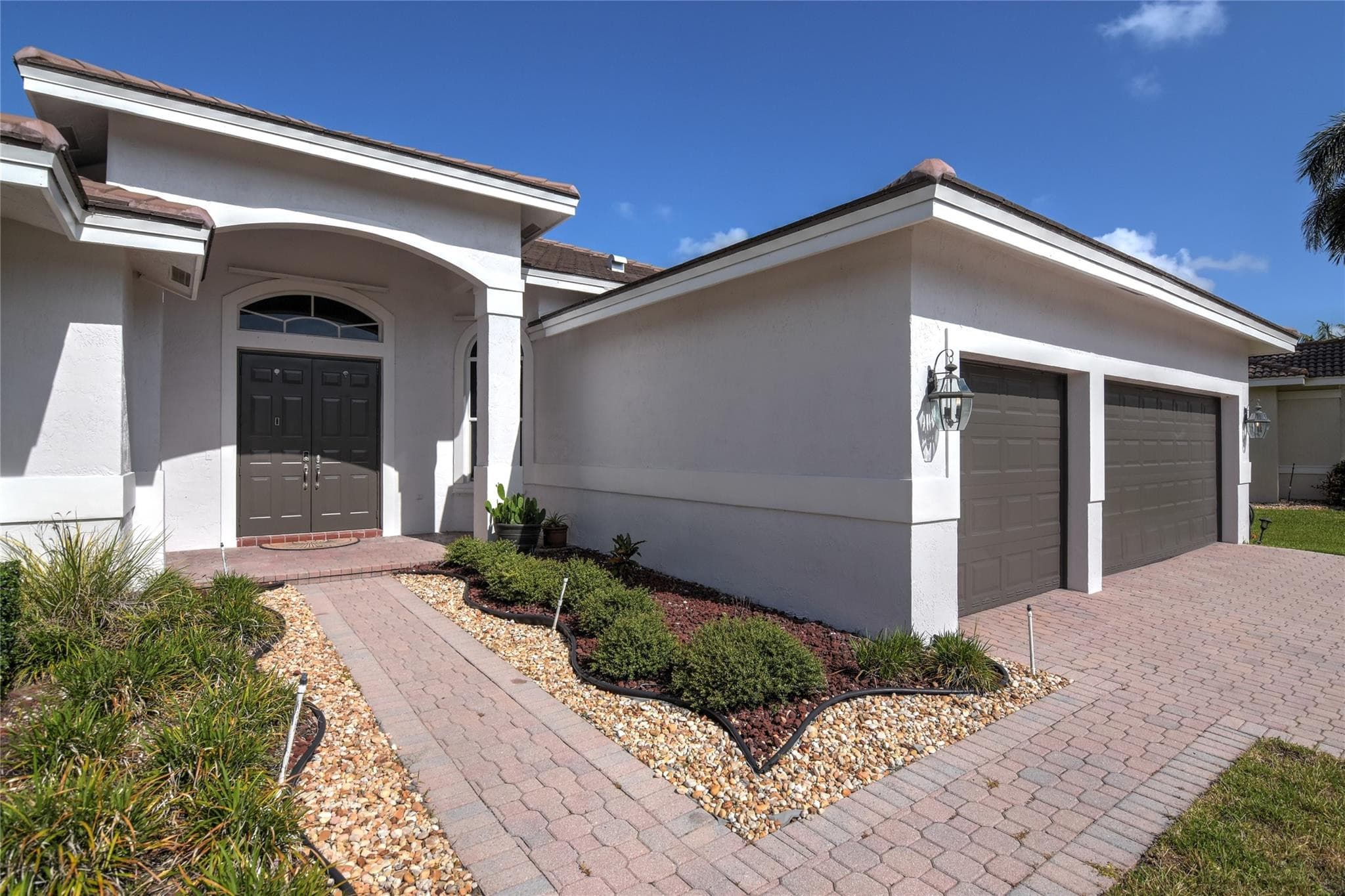 1125 Waterside Circle, Weston, FL 33327 — photo 4 of 59
