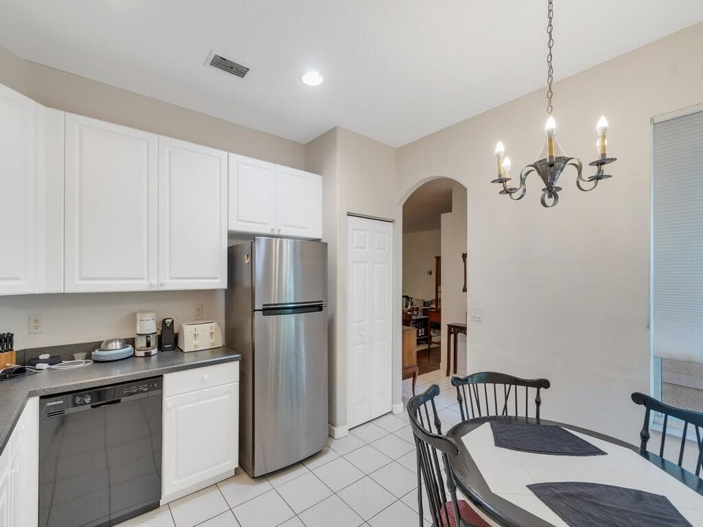 3830 Nags Head Place SW, Vero Beach, FL 32968 — photo 10 of 32