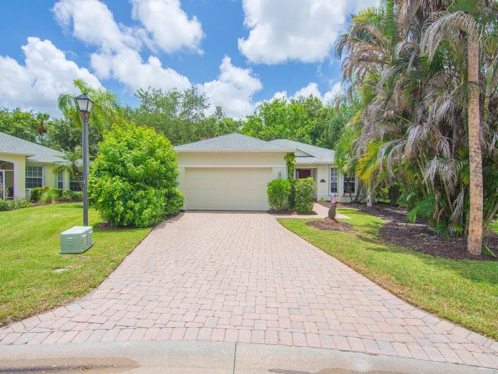 3830 Nags Head Place SW, Vero Beach, FL 32968 — photo 23 of 32