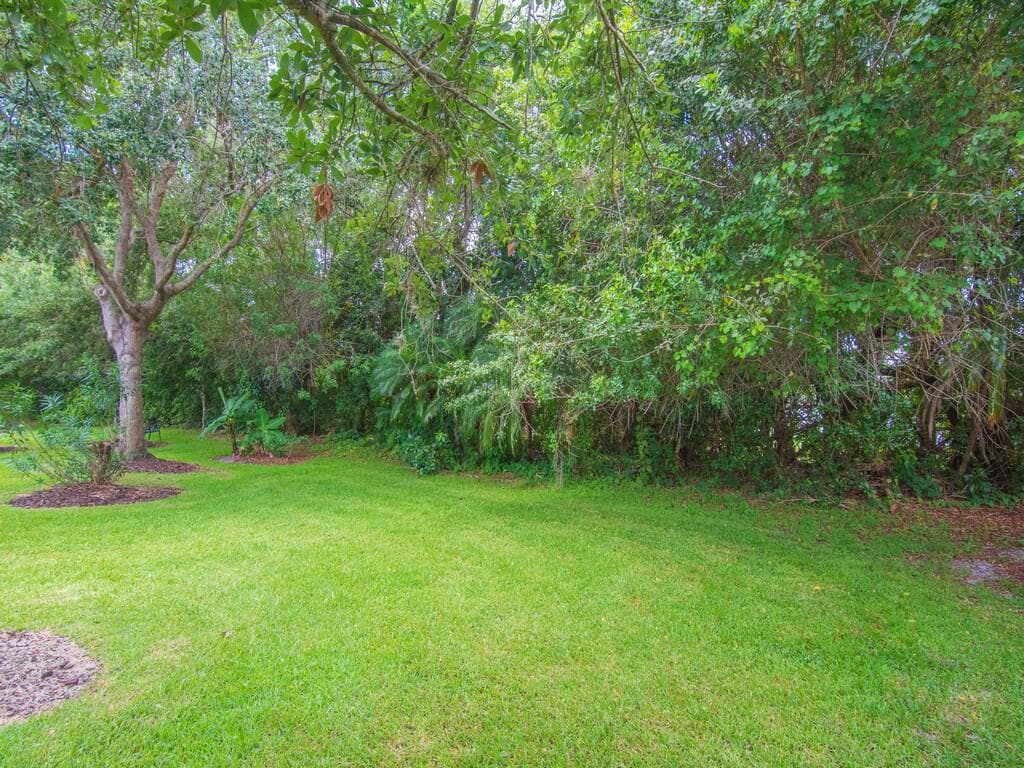 3830 Nags Head Place SW, Vero Beach, FL 32968 — photo 26 of 32